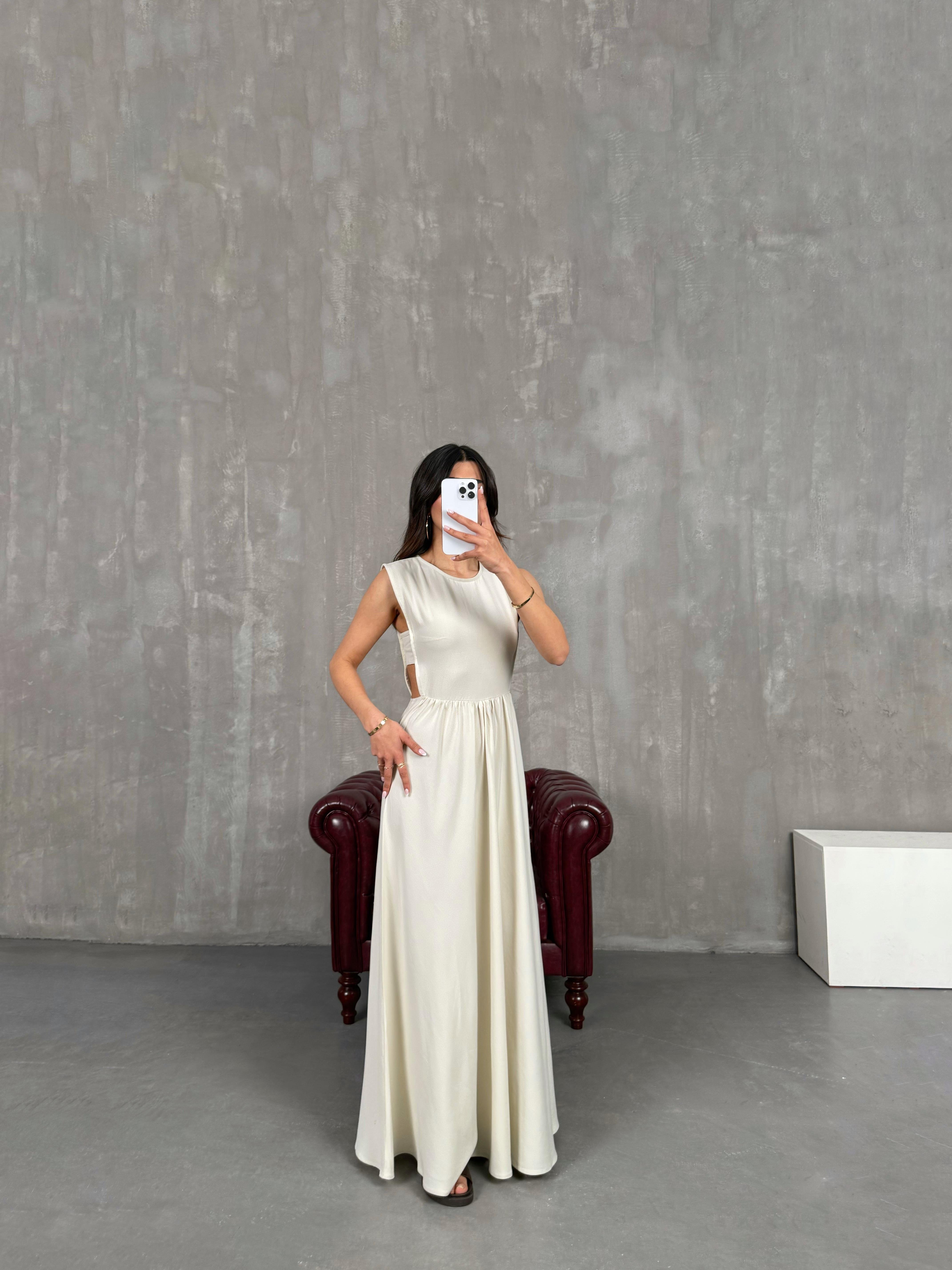 Taş Yan Dekolteli Keten Elbise Gaus00255GausELBİSEGU1001592