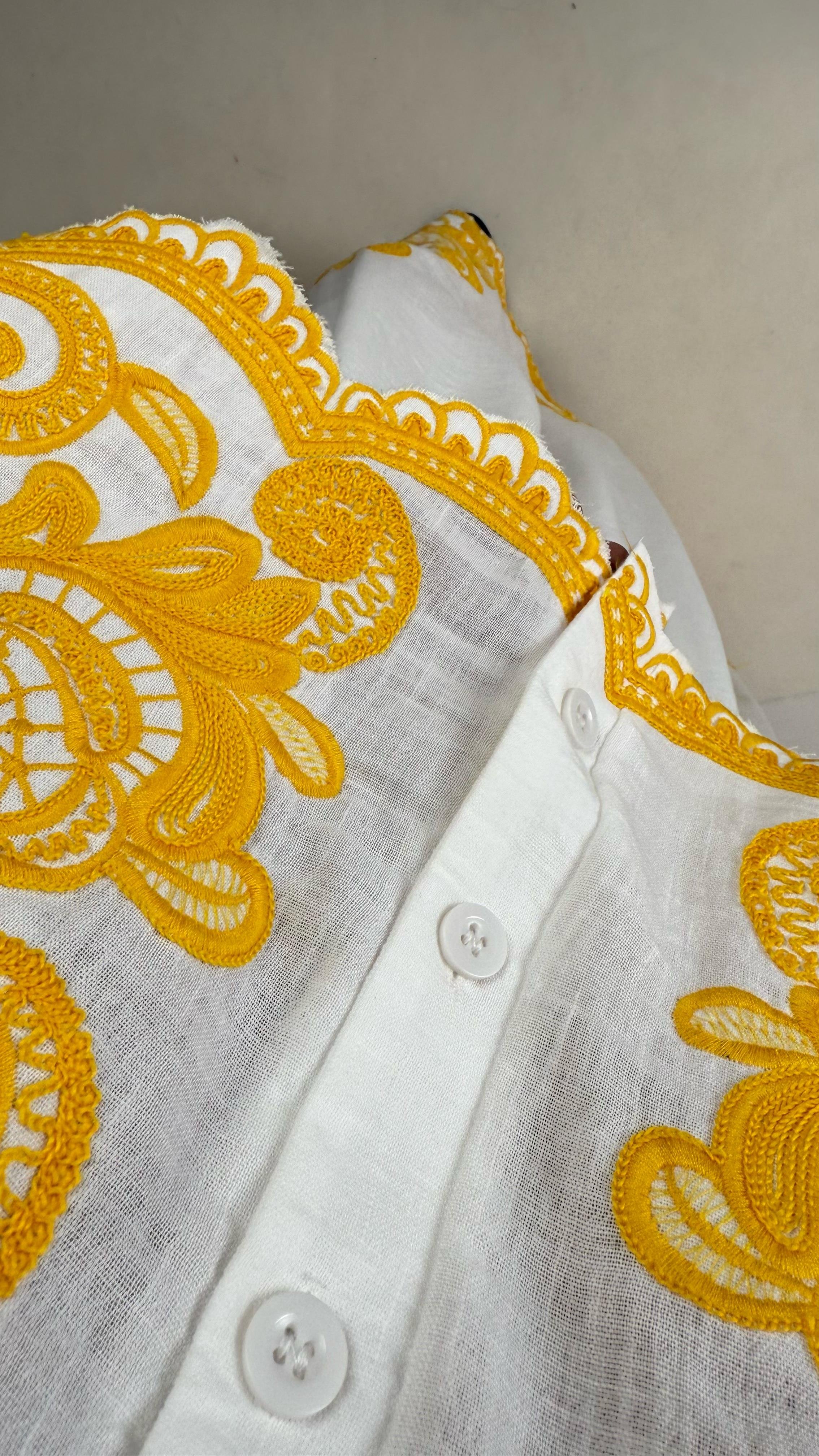 Beyaz Sarı Çiçek Nakışlı Gömlek Etek Keten Takım Gaus00455GausTAKIMGU1002063