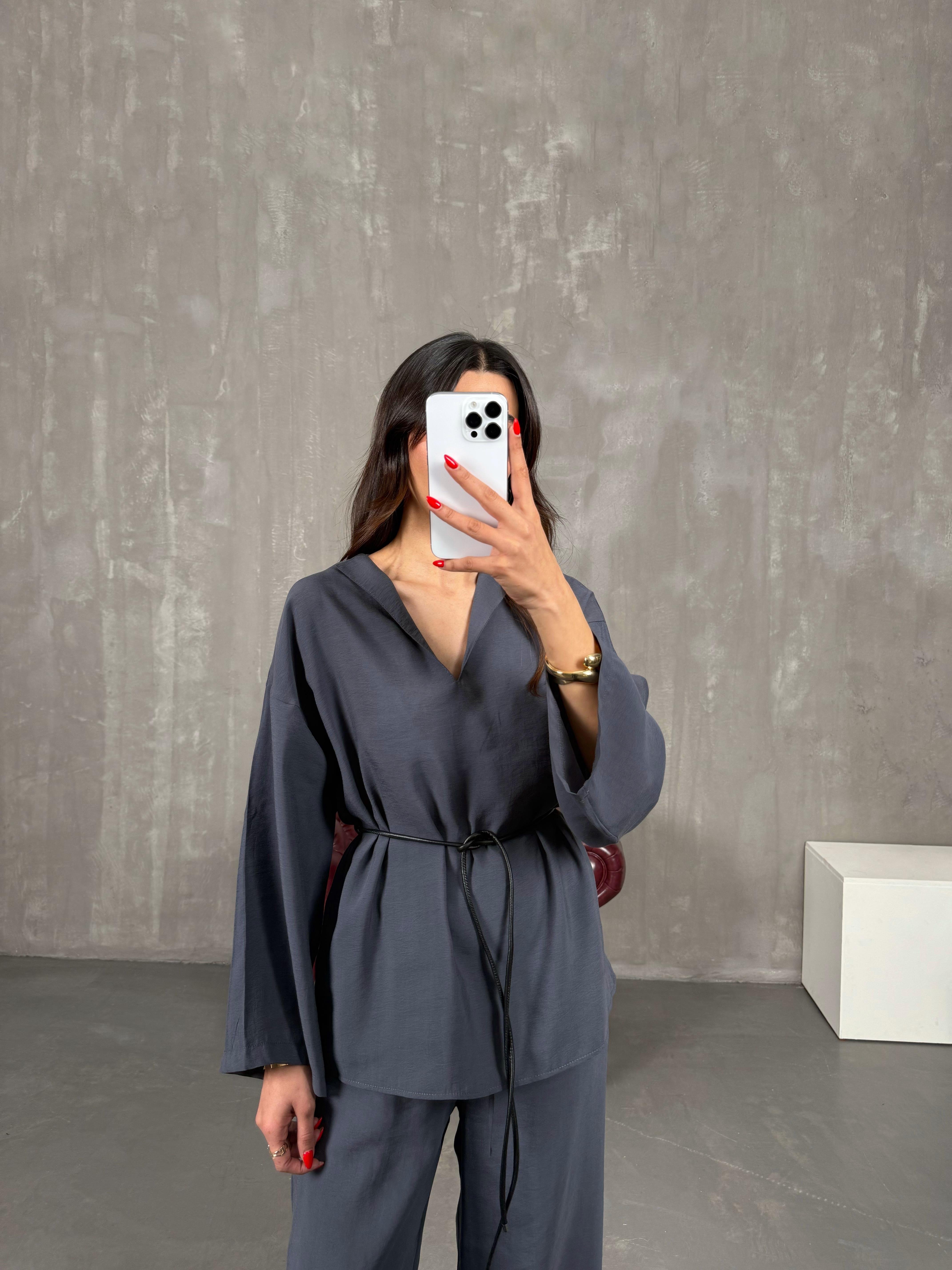 Antrasit V Yaka Deri Kuşaklı Tensel Takım Gaus00205GausTAKIMGU1001483