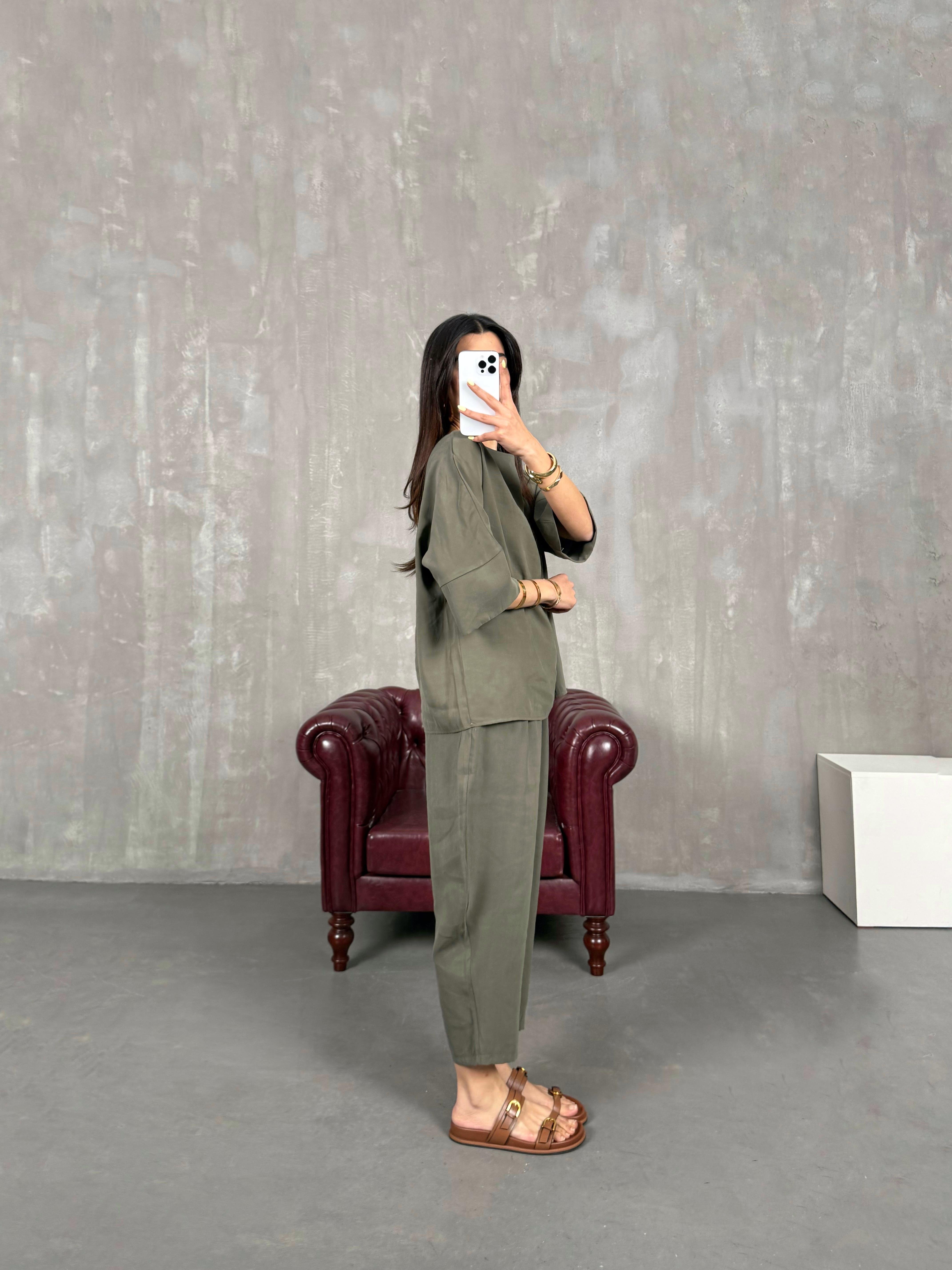 Haki Bisiklet Yaka Kırışık Tensel Takım Gaus00132GausTAKIMGU1001300