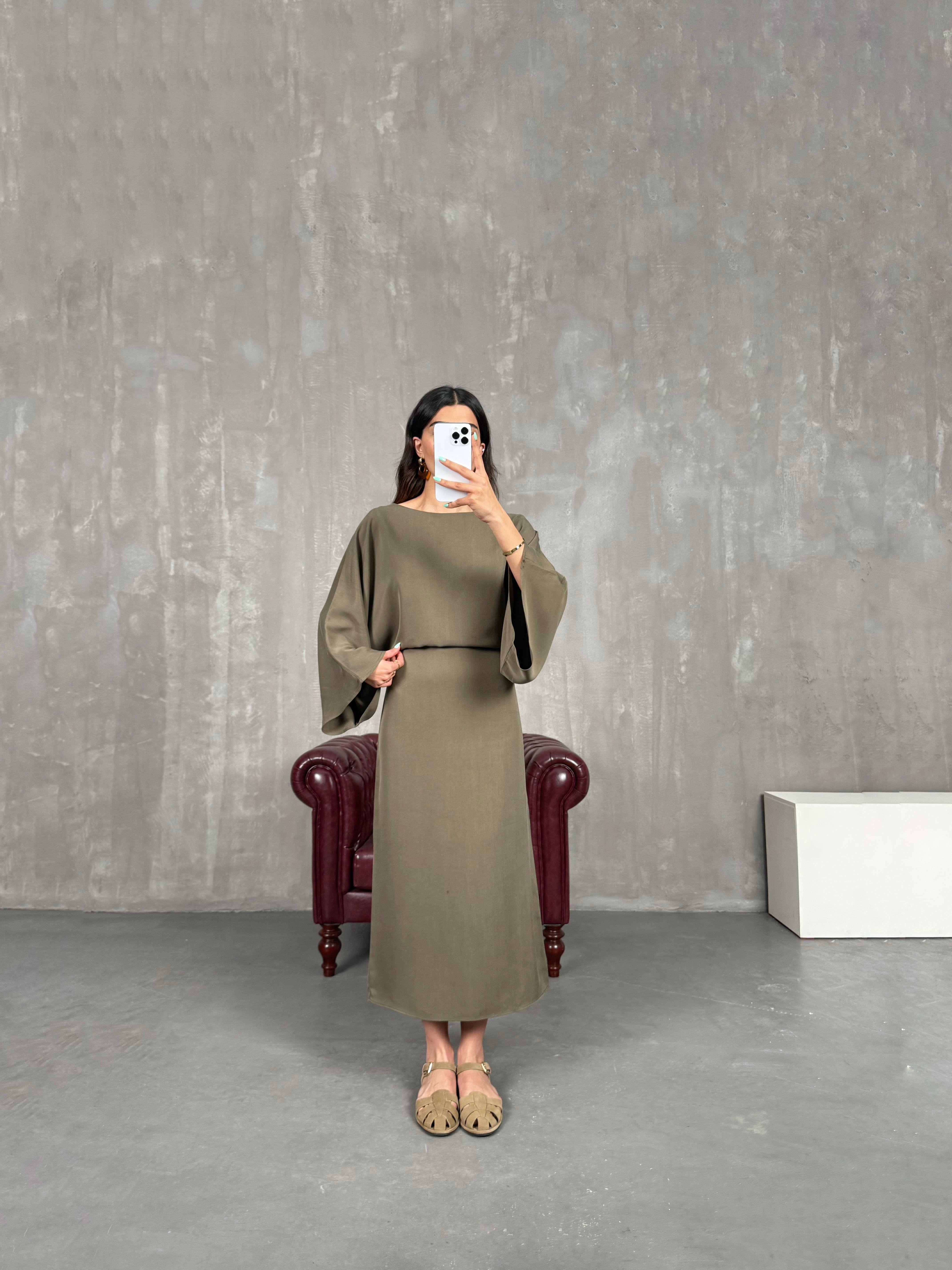 Haki Yarasa Kol Kuşaklı Yırtmaçlı Tensel Elbise Gaus00225GausELBİSEGU1001522