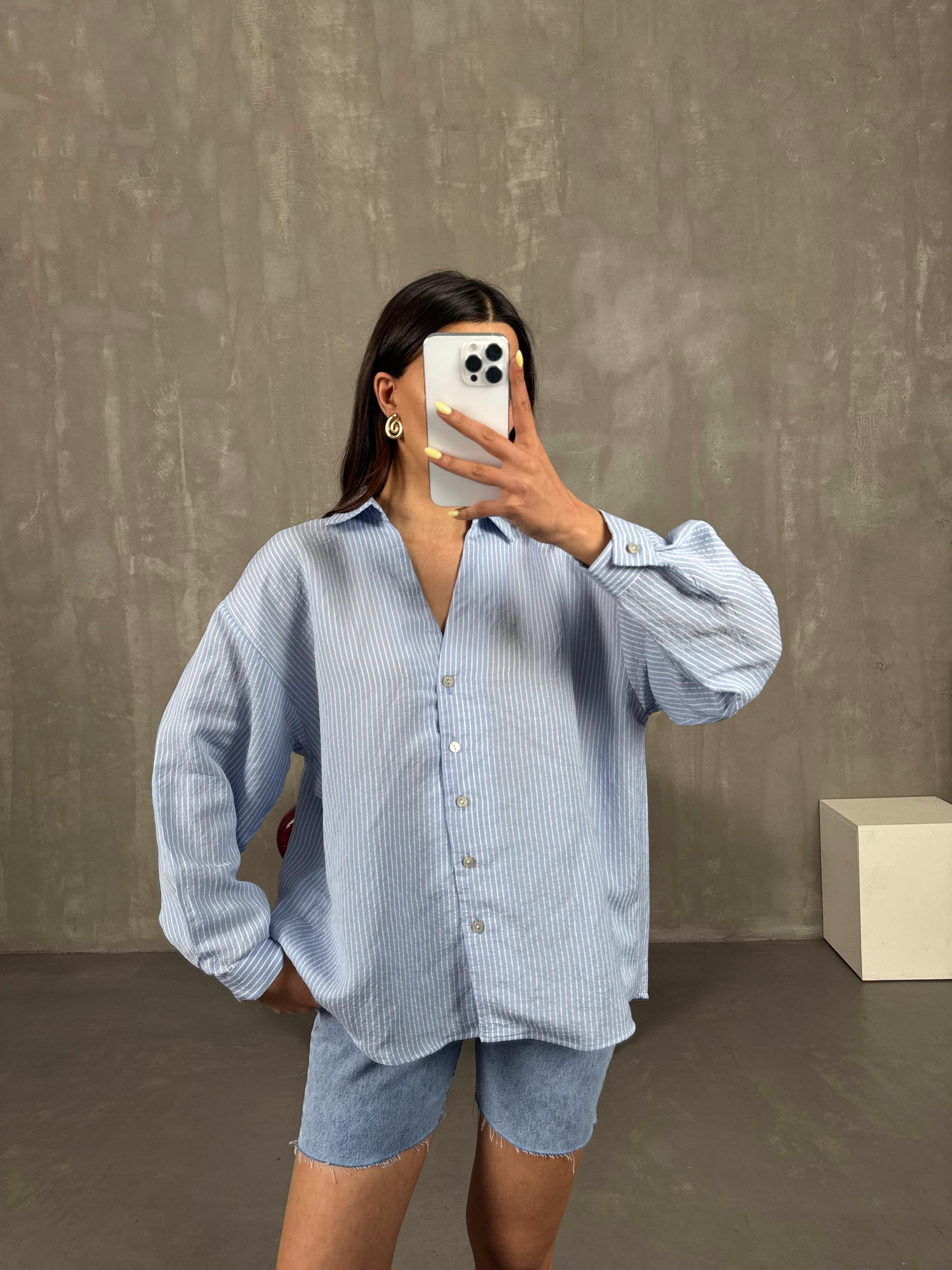 Mavi Çizgili V Yaka Salaş Gömlek Gaus00145GausGÖMLEKGU1001338