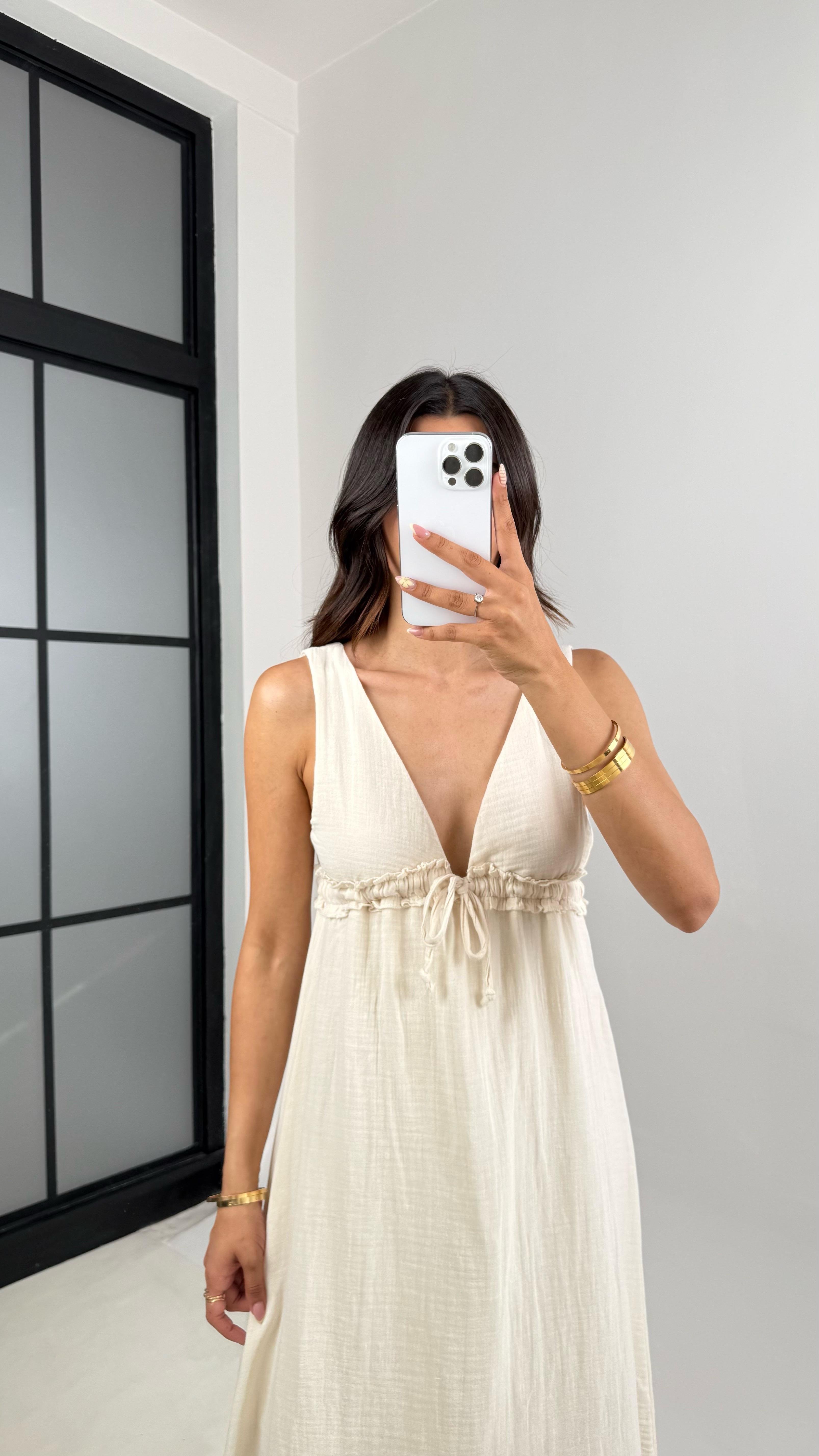 Vizon V Yaka Beli Ayarlanabilir Lastikli Astarlı Müslin Elbise Gaus00680 GausELBİSEGU1002571