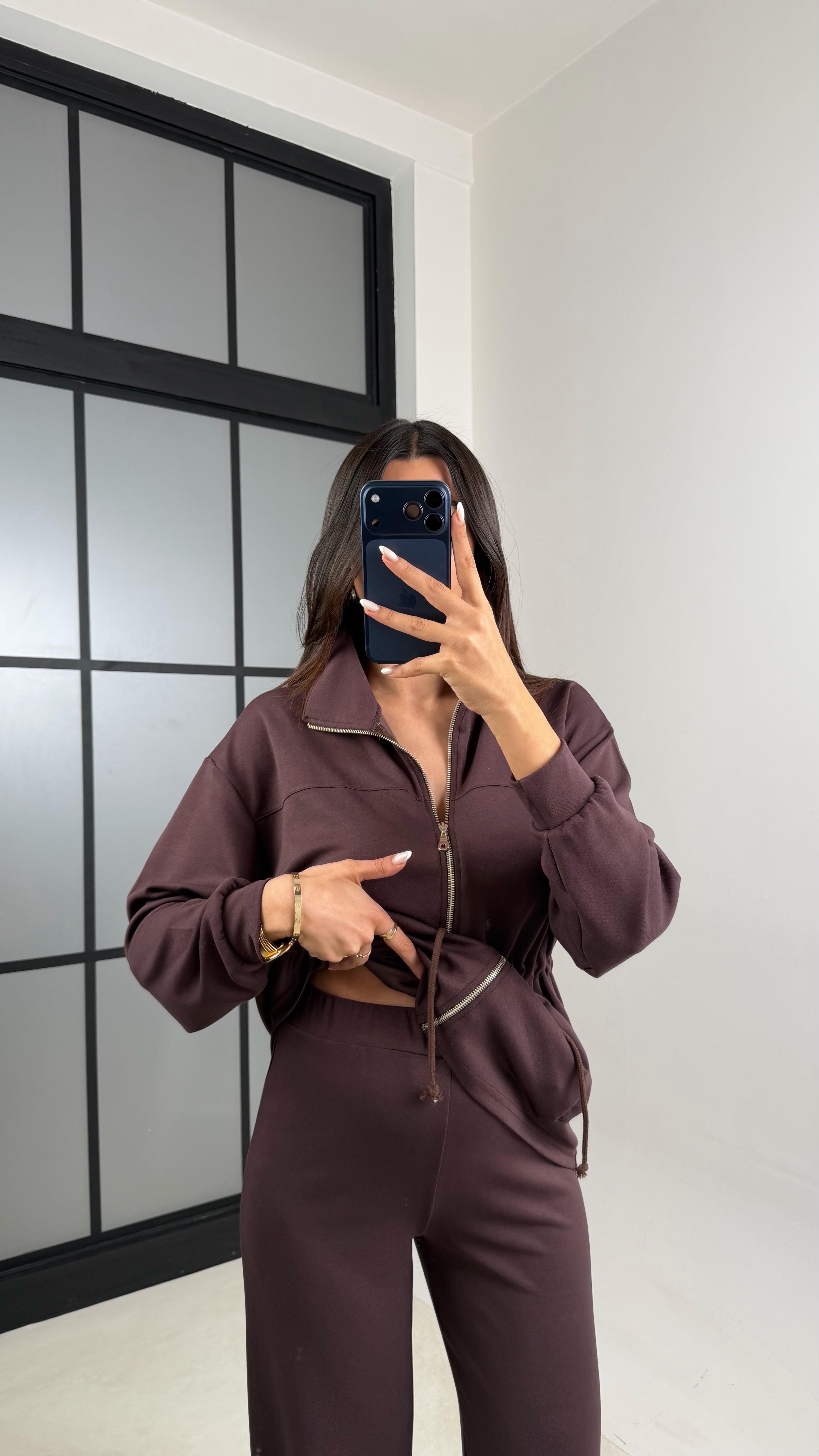 Kahve Beli Kuşaklı Hırka Pantolon İkili Modal Takım GAUS-00571GAUSTAKIMGAUS-00571