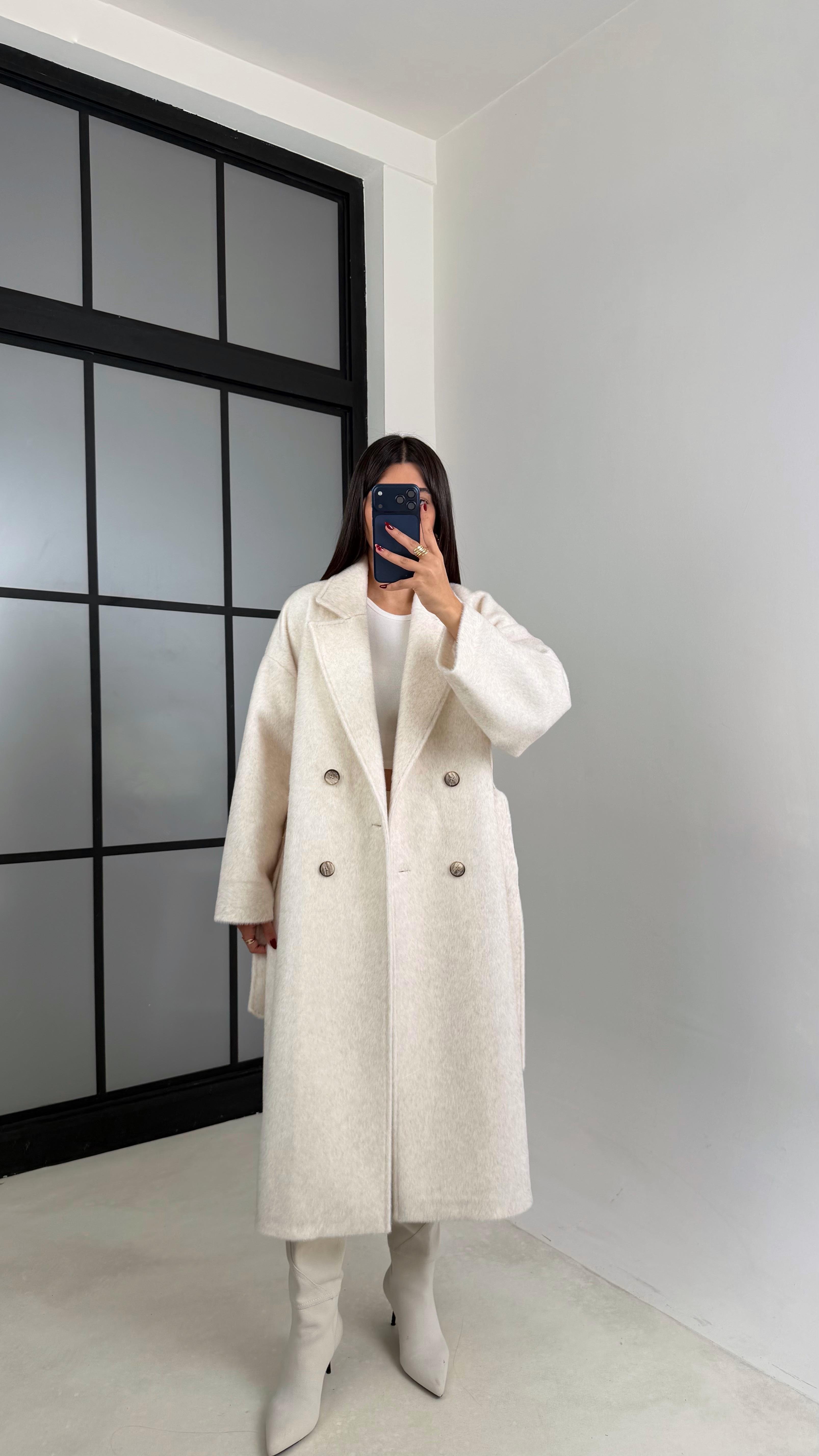 Taş Astarlı Kuşaklı Premium Peluş Kaban GAUS-00565GAUS المعاطف GAUS-00565