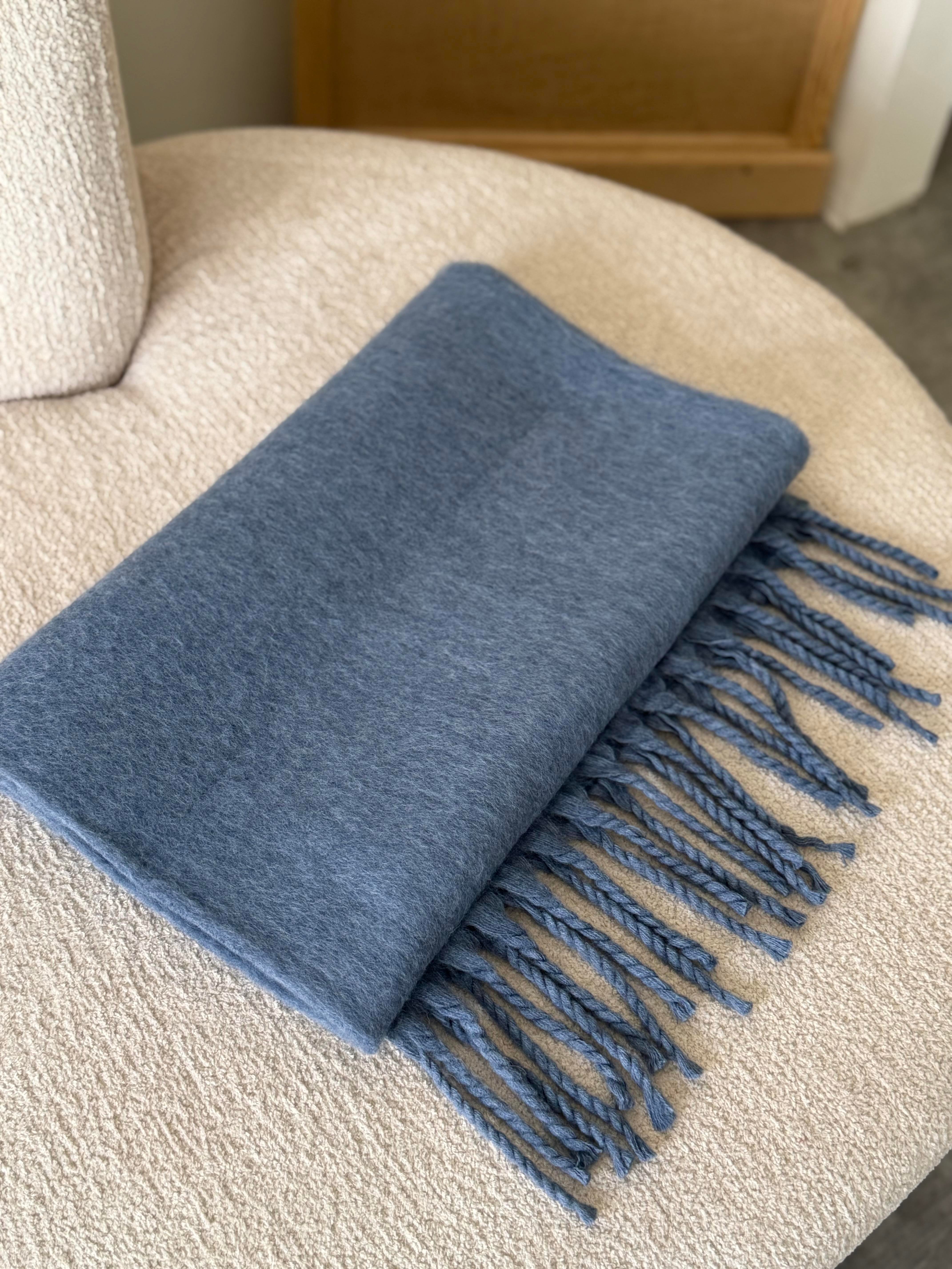 Mavi Saçaklı Atkı GAUS-00124GAUSالملابس العلوية  GAUS-00124