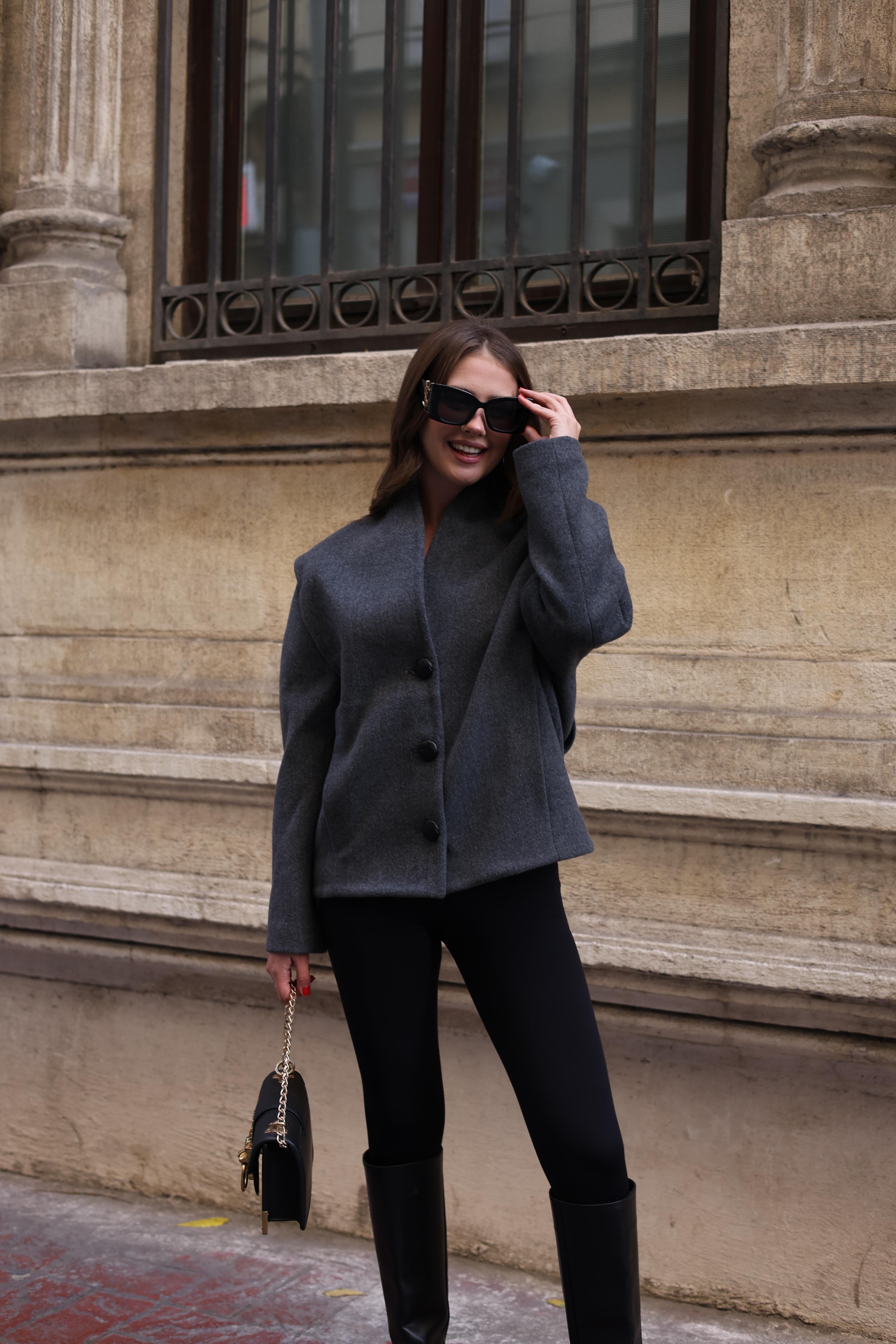 Antrasit Astarlı Kısa Kaşe Kaban GAUS-00667GAUS المعاطف GAUS-00667