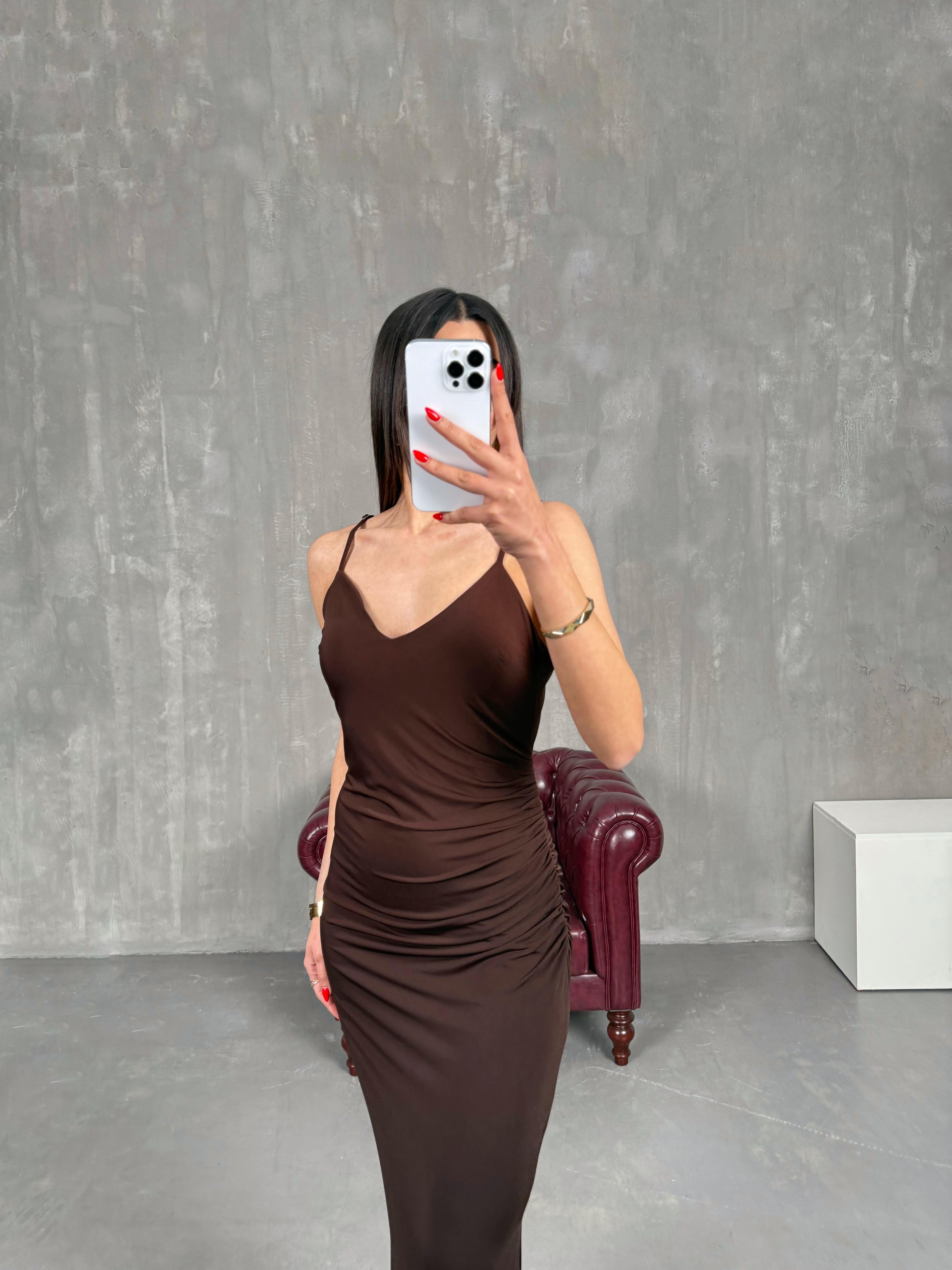 Acı Kahve Drapeli V Yaka Ayarlanabilir Askılı Yandan Yırtmaçlı Elbise Gaus00189GausELBİSEGU1001437