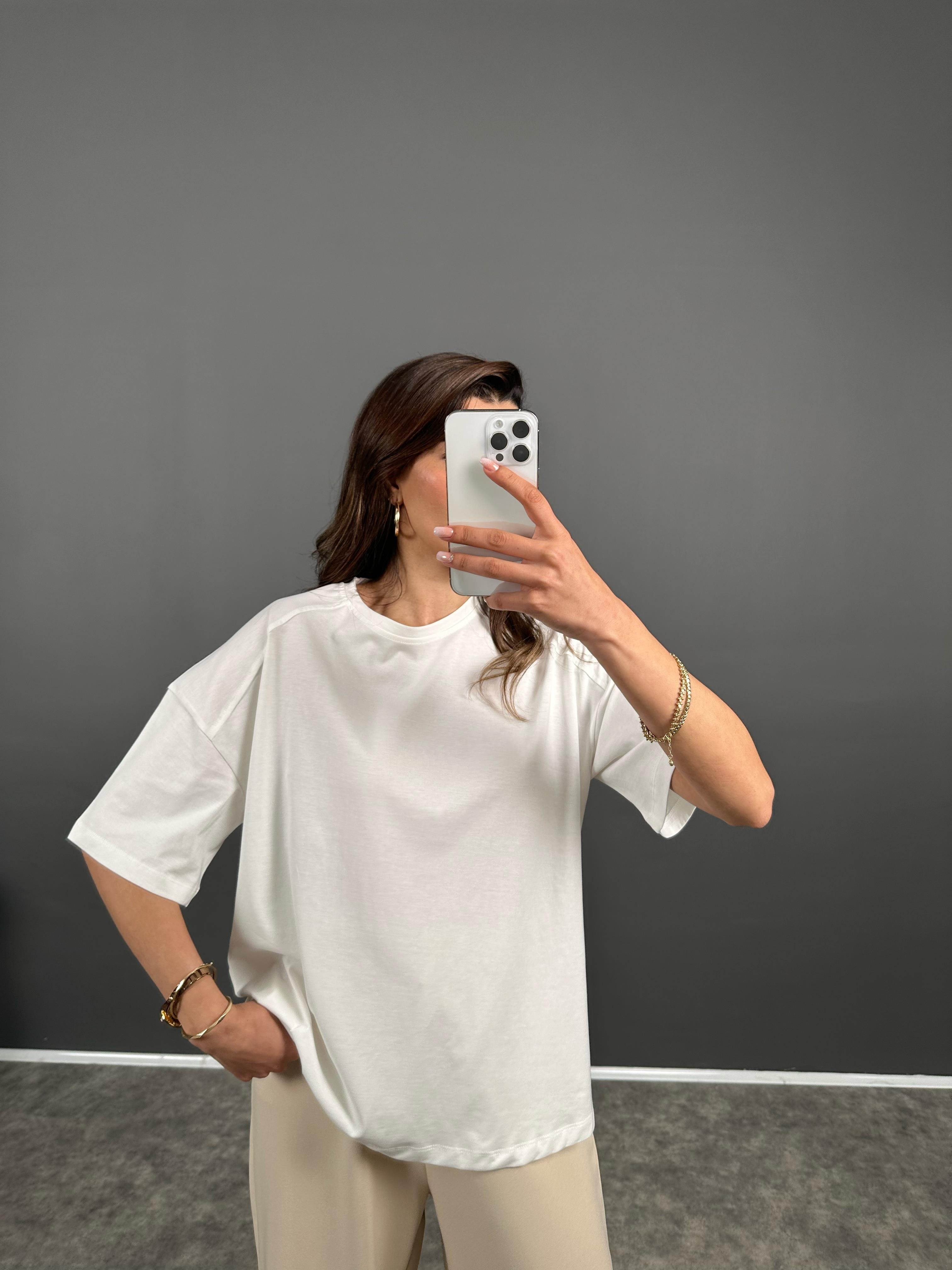Canna Beyaz Oversize TshirtGausTSHIRTGU008101