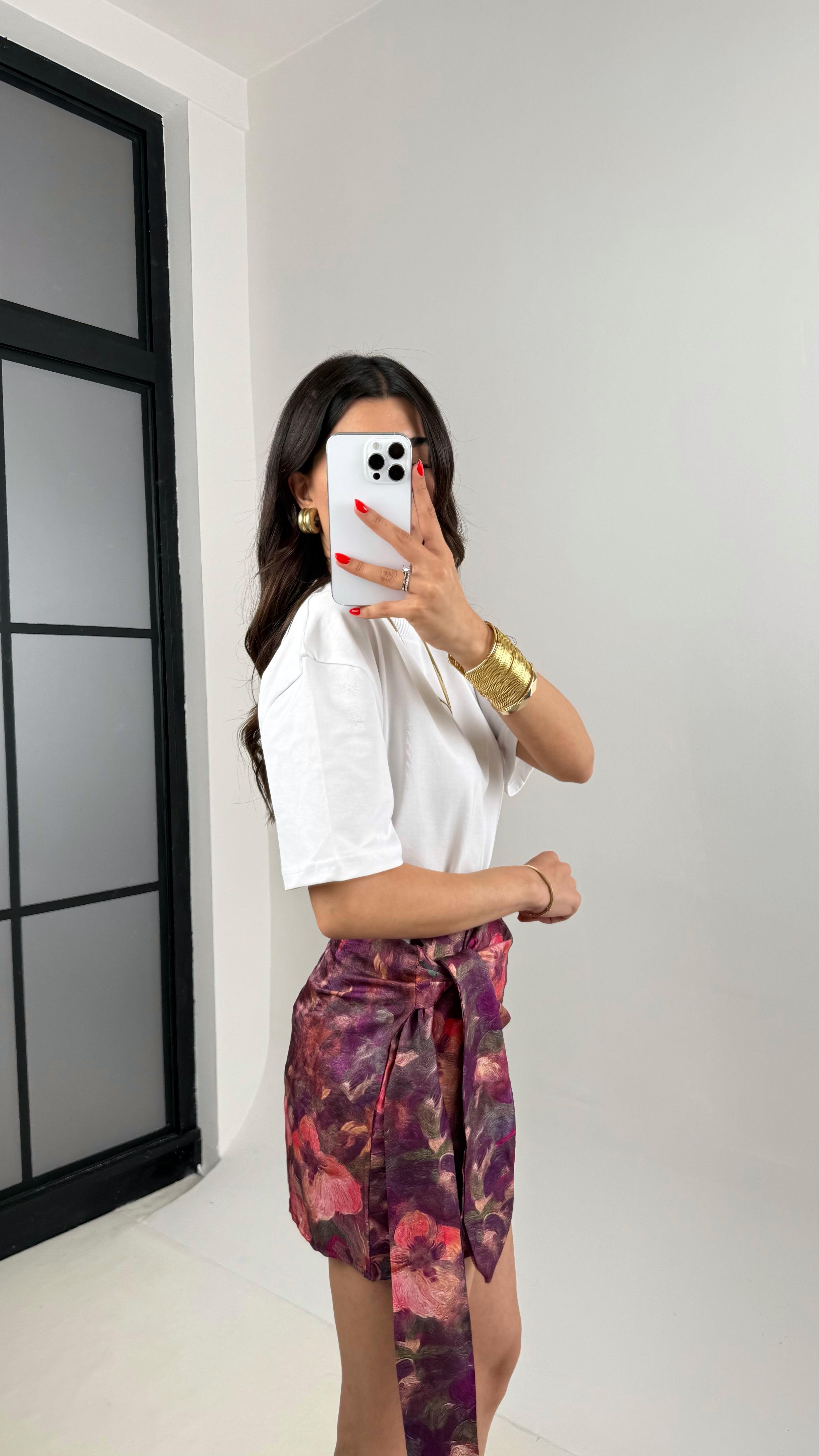 Mor Çiçek Desenli Yan Bağlama Detaylı Etek Gaus00463GausETEKGU1002083