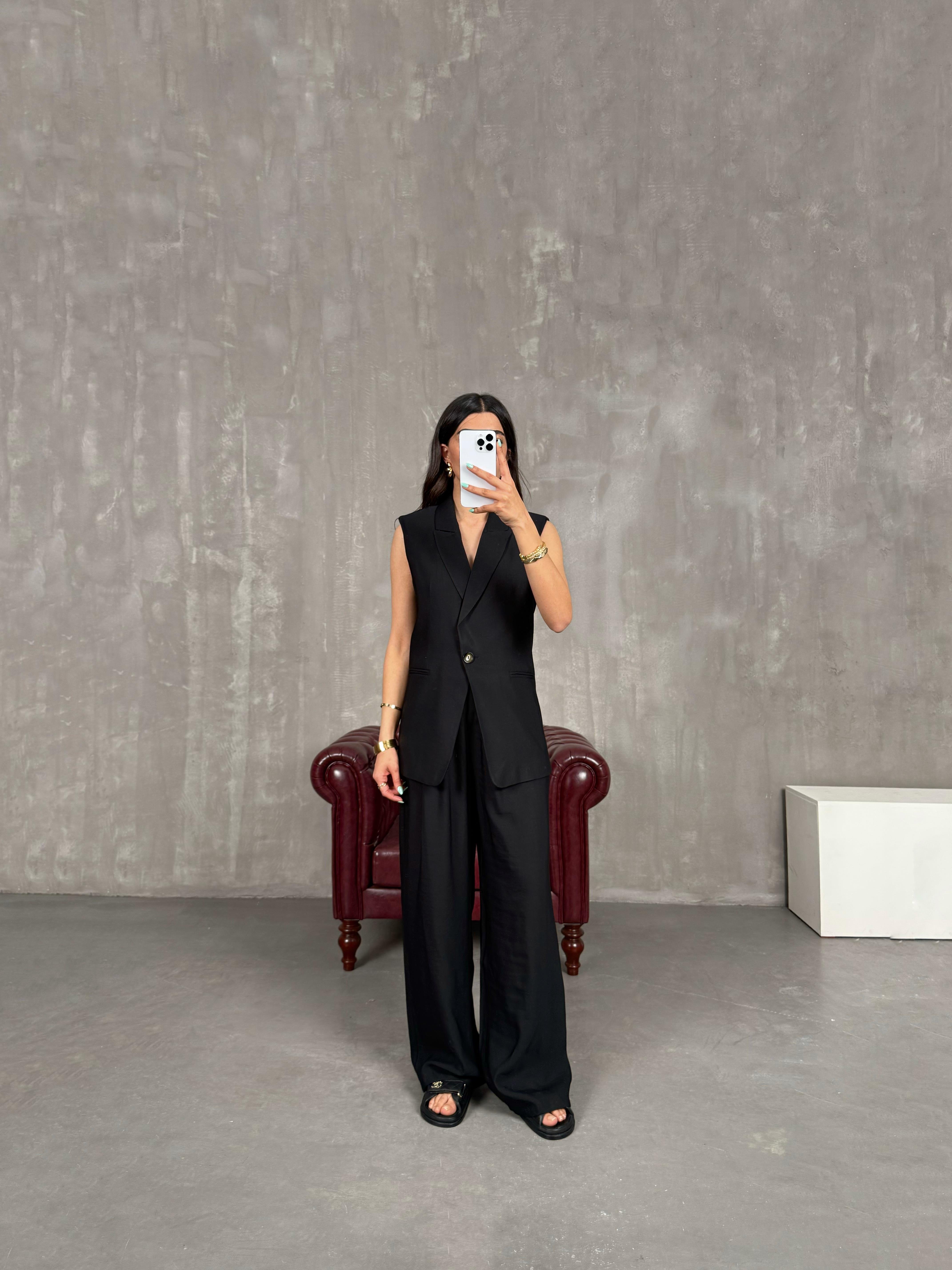 Siyah Astarlı Yelekli Tensel Takım Gaus00233GausTAKIMGU1001536