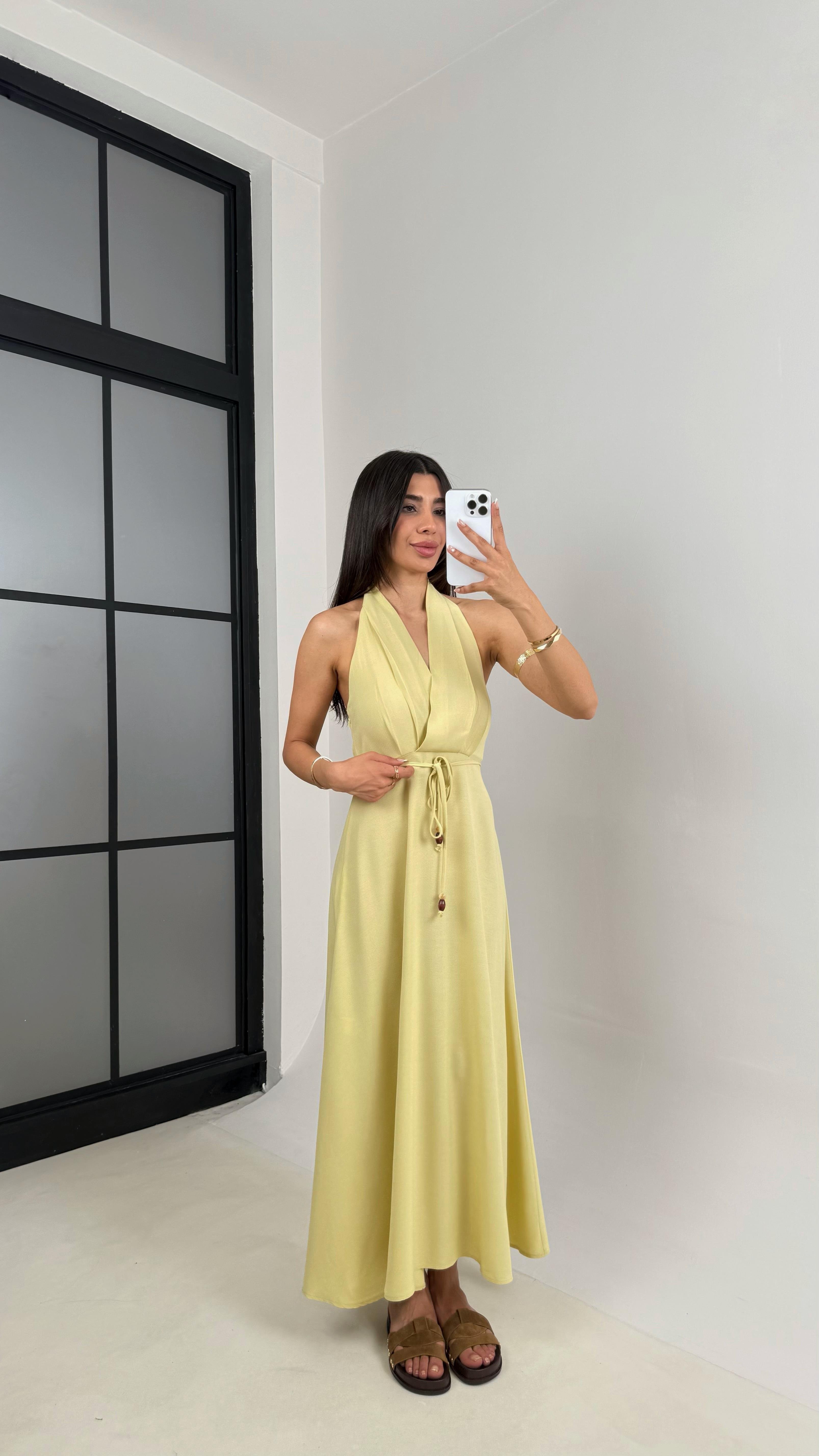 Sarı V Yaka Kuşaklı Boyundan Askılı Keten Elbise Gaus00541GausELBİSEGU1002257