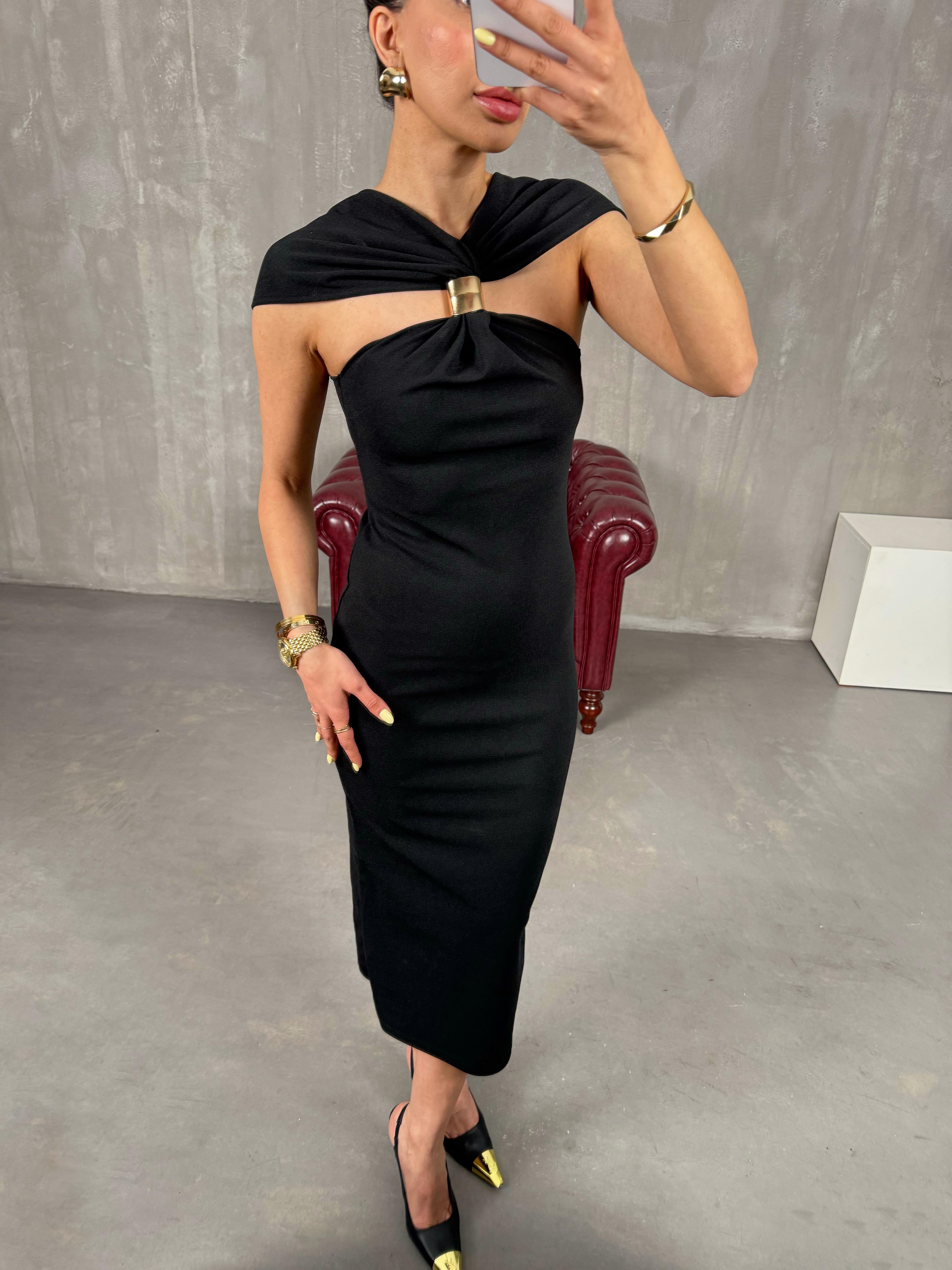 Siyah Göğüs Gold Toka Detaylı Tasarım Elbise Gaus00122GausELBİSEGU1001276