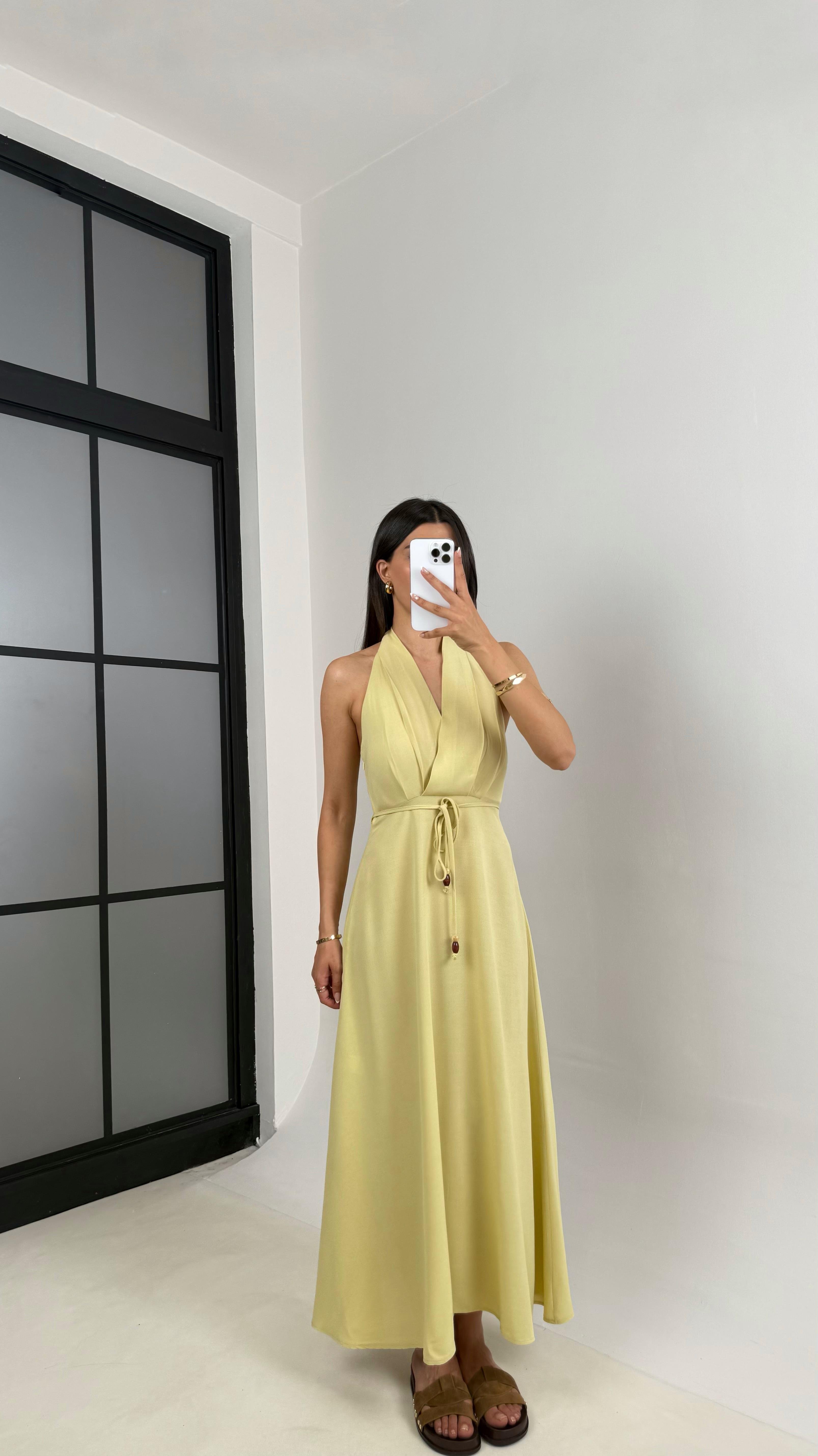 Sarı V Yaka Kuşaklı Boyundan Askılı Keten Elbise Gaus00541GausELBİSEGU1002257