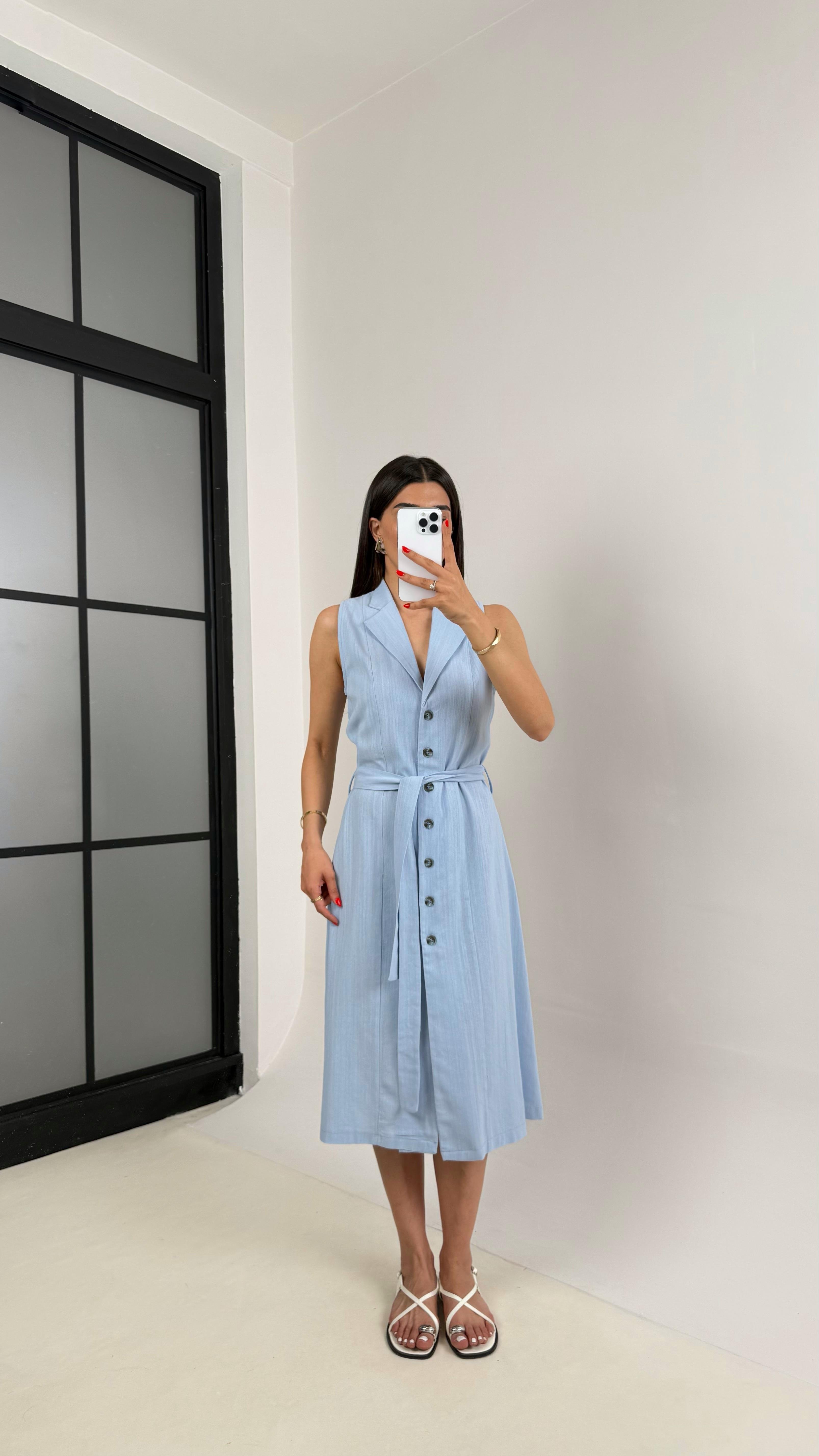 Mavi V Yaka Önü Düğmeli Kuşaklı Keten Elbise Gaus00461 GausELBİSEGU1002076