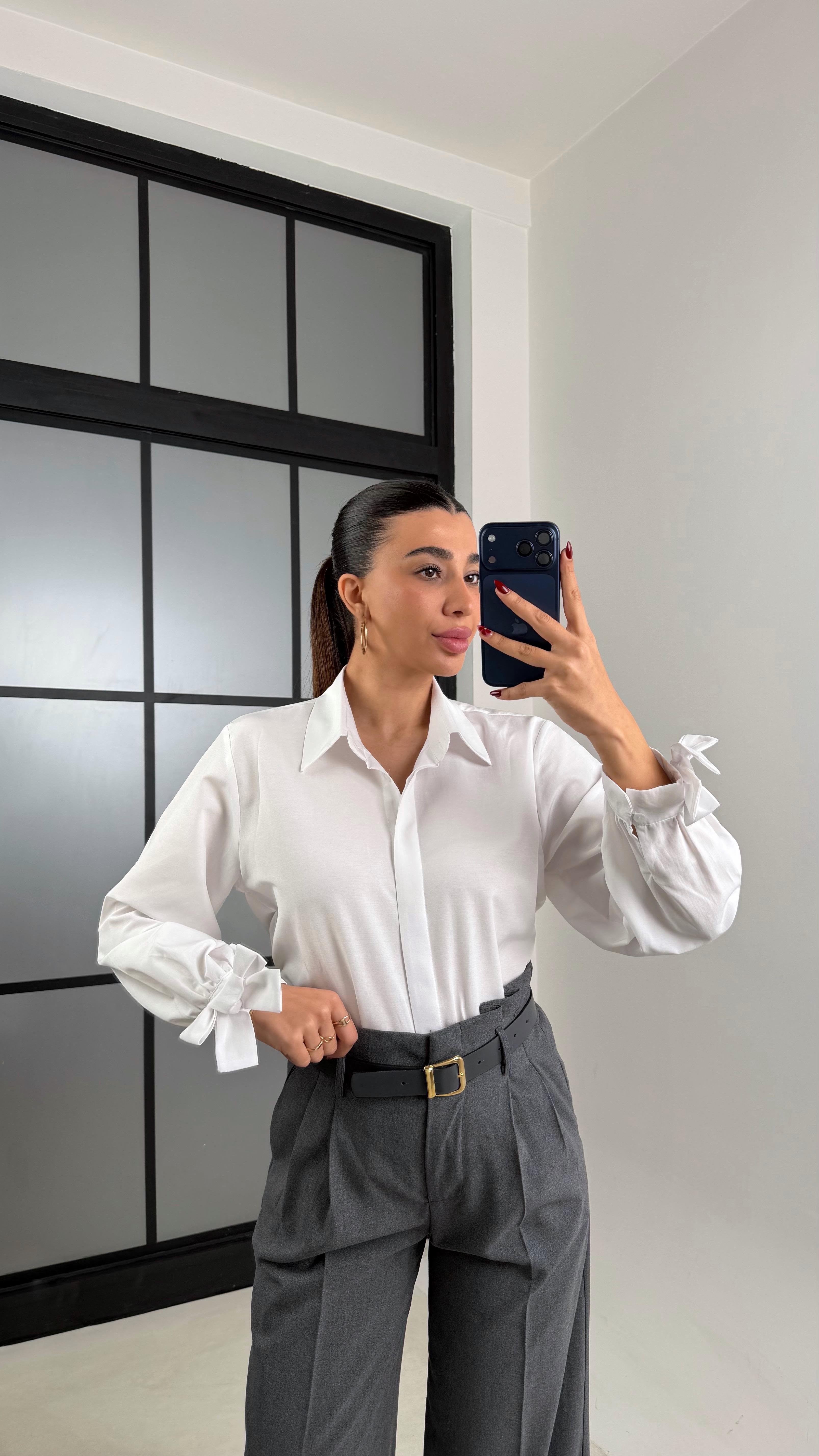 Beyaz Kol Kurdele Detaylı Gömlek GAUS-00680GAUS القمصان GAUS-00680