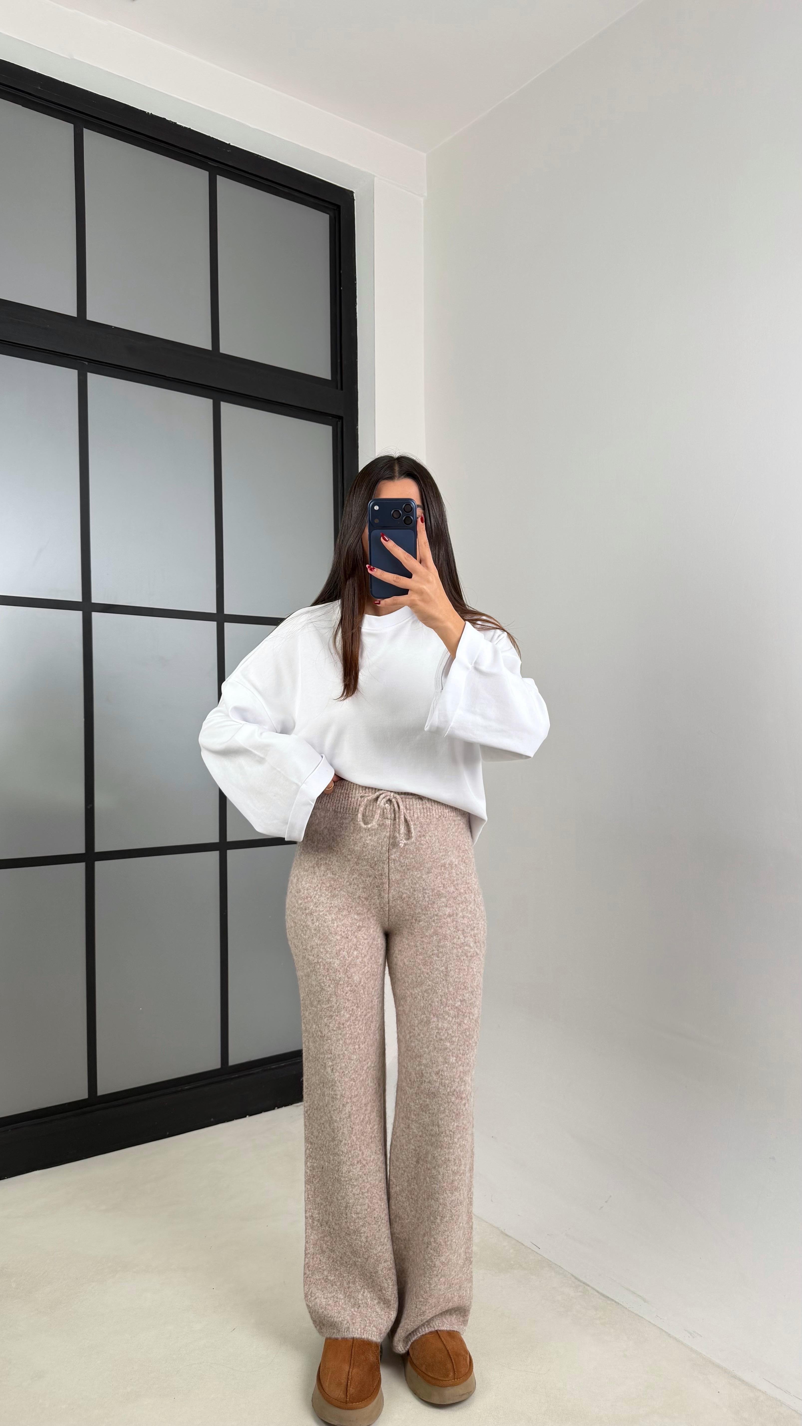 Bej Beli Lastikli Yumuşak Dokulu Triko Pantolon GAUS-00652GAUSPANTOLONGAUS-00652