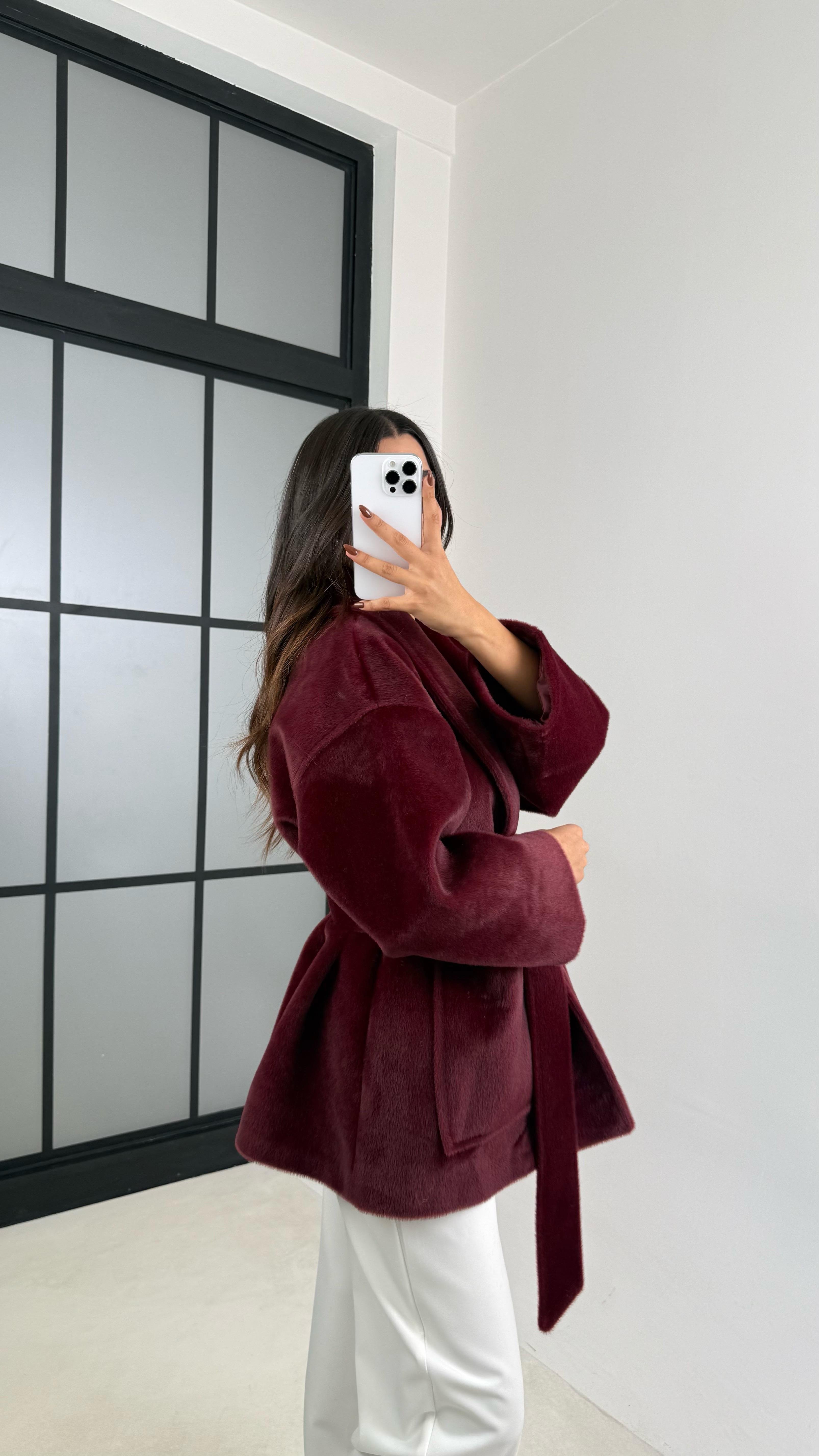 Bordo Kuşaklı Astarlı Peluş Kaban GAUS-00183GAUS السترات  GAUS-00183