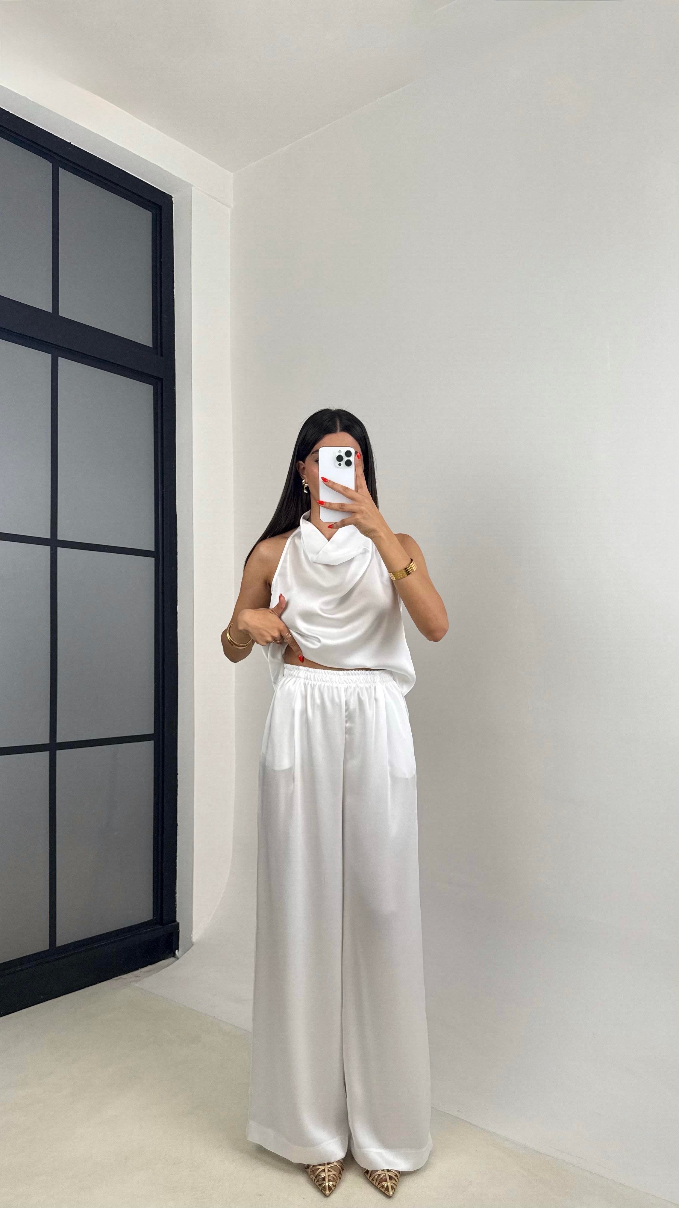 Beyaz Degaje Yaka Bluz Beli Lastikli Pantolon Saten Takım GAUS-0056GAUSTAKIMGAUS-0056