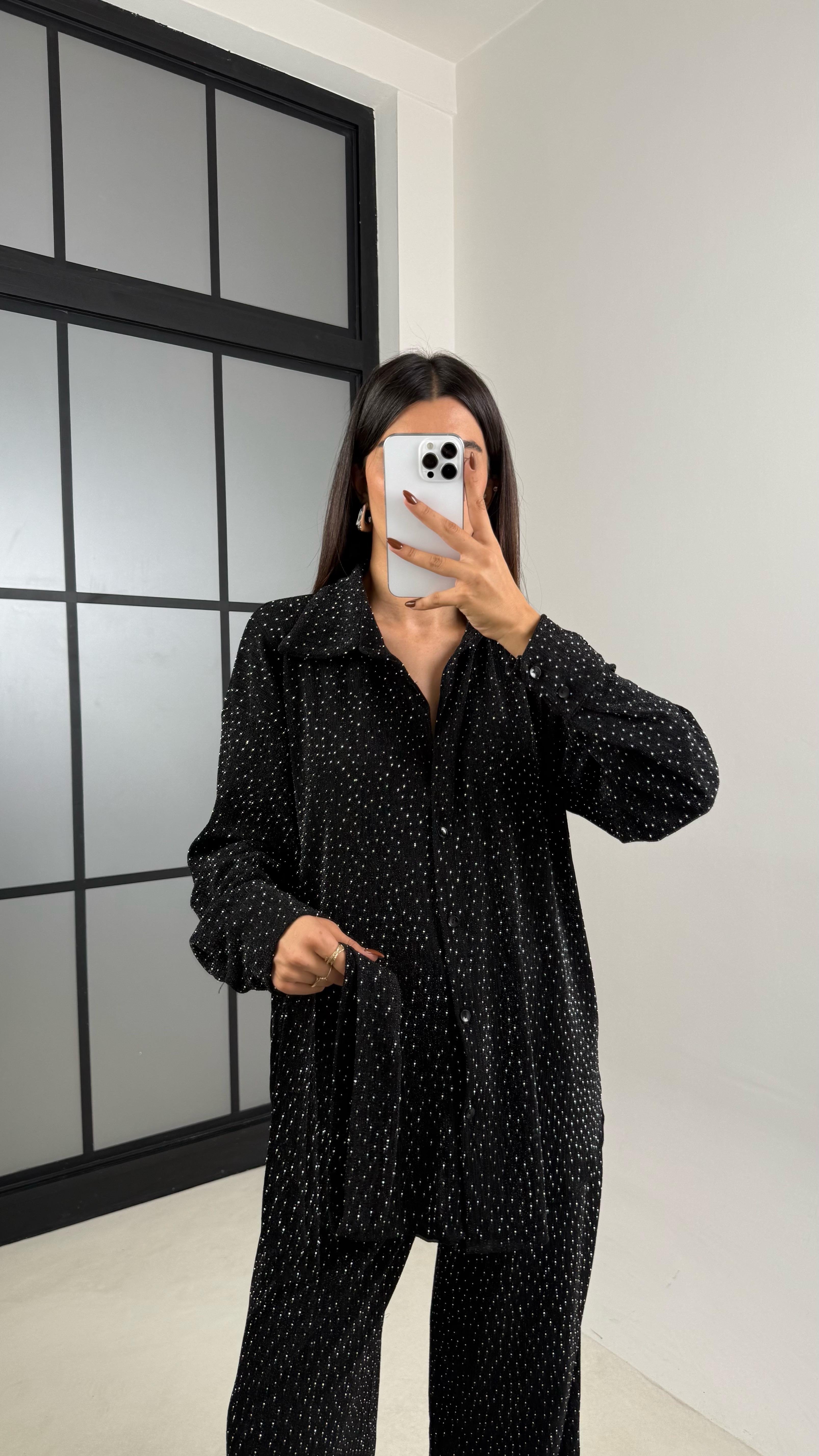 Siyah Taş Detaylı Kuşaklı Gömlek Beli Lastikli Pantolon Tasarım Takım GAUS-00165GAUSTAKIMGAUS-00165