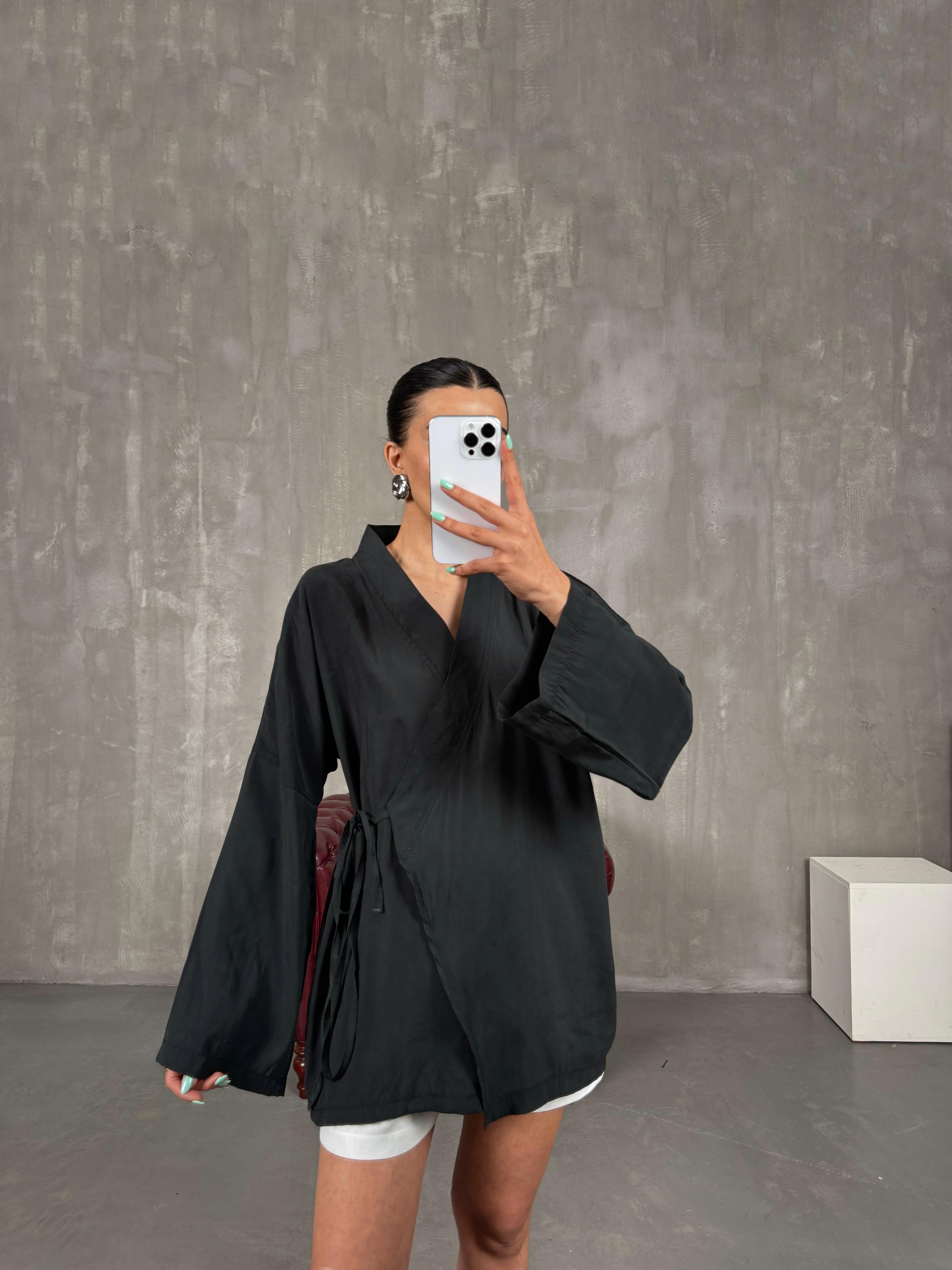 Siyah Önden Bağlamalı Tensel Kimono Gaus00240GausCEKETGU1001558