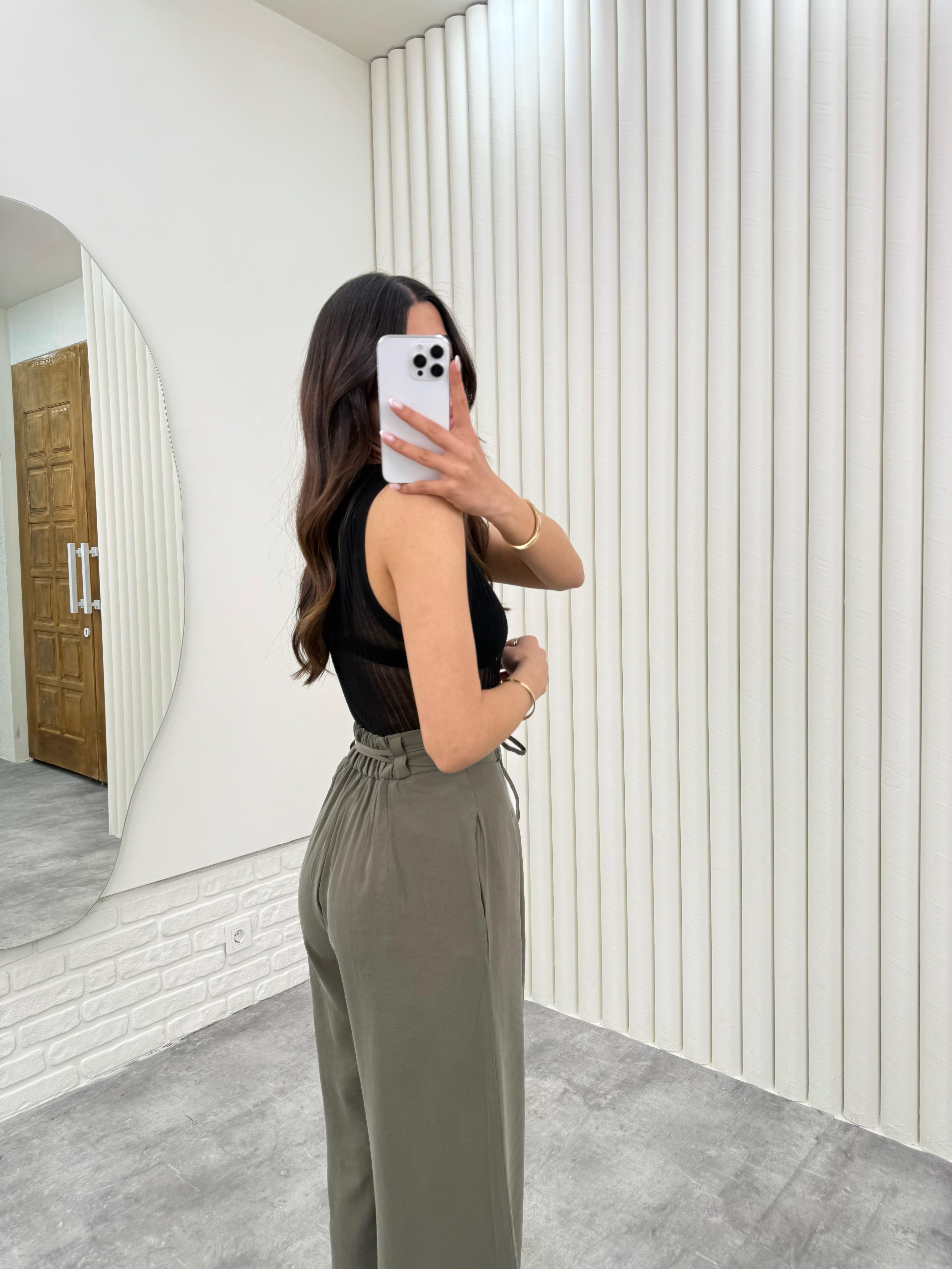 Haki Kuşaklı Tensel Kırışık Kumaş Palazzo Pantolon Gaus00302GausPANTOLONGU1001692