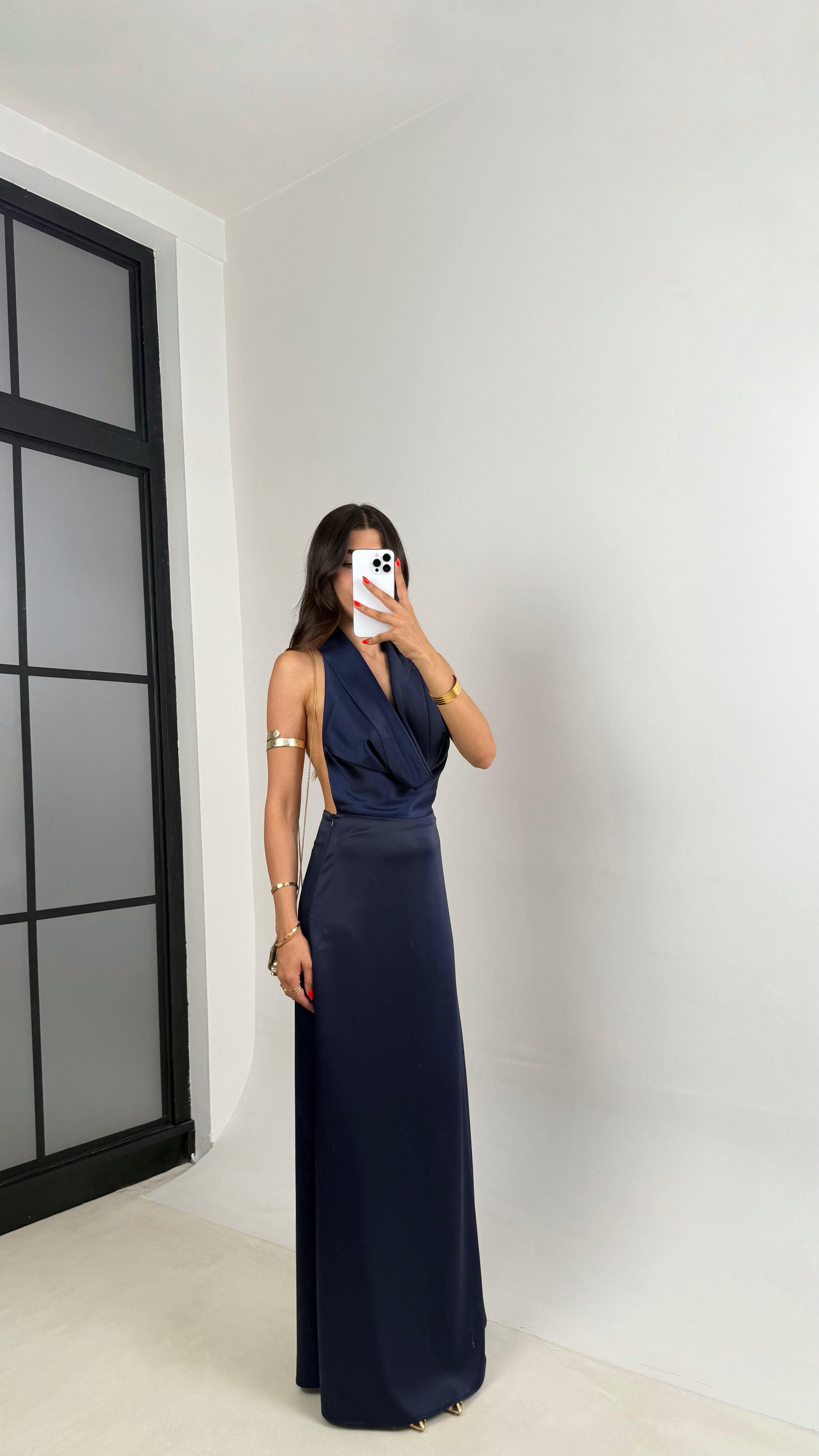 Lacivert Sırt Dekolteli Degaje Yaka Saten Elbise GAUS-002GAUSELBİSEGAUS-002