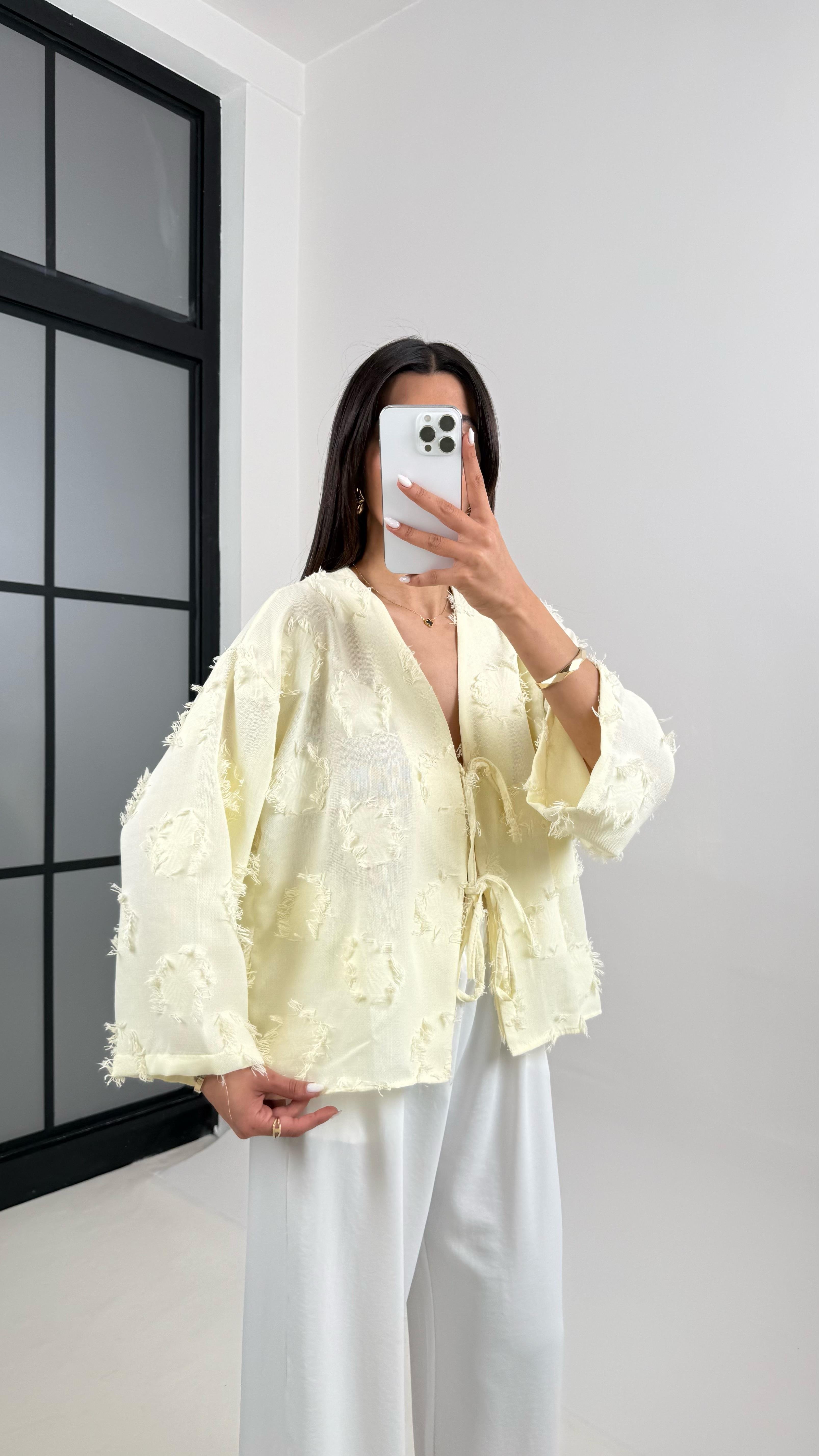 Zenit Sarı Püskül Detaylı Bağlamalı Keten GömlekGausGÖMLEKGU1001863