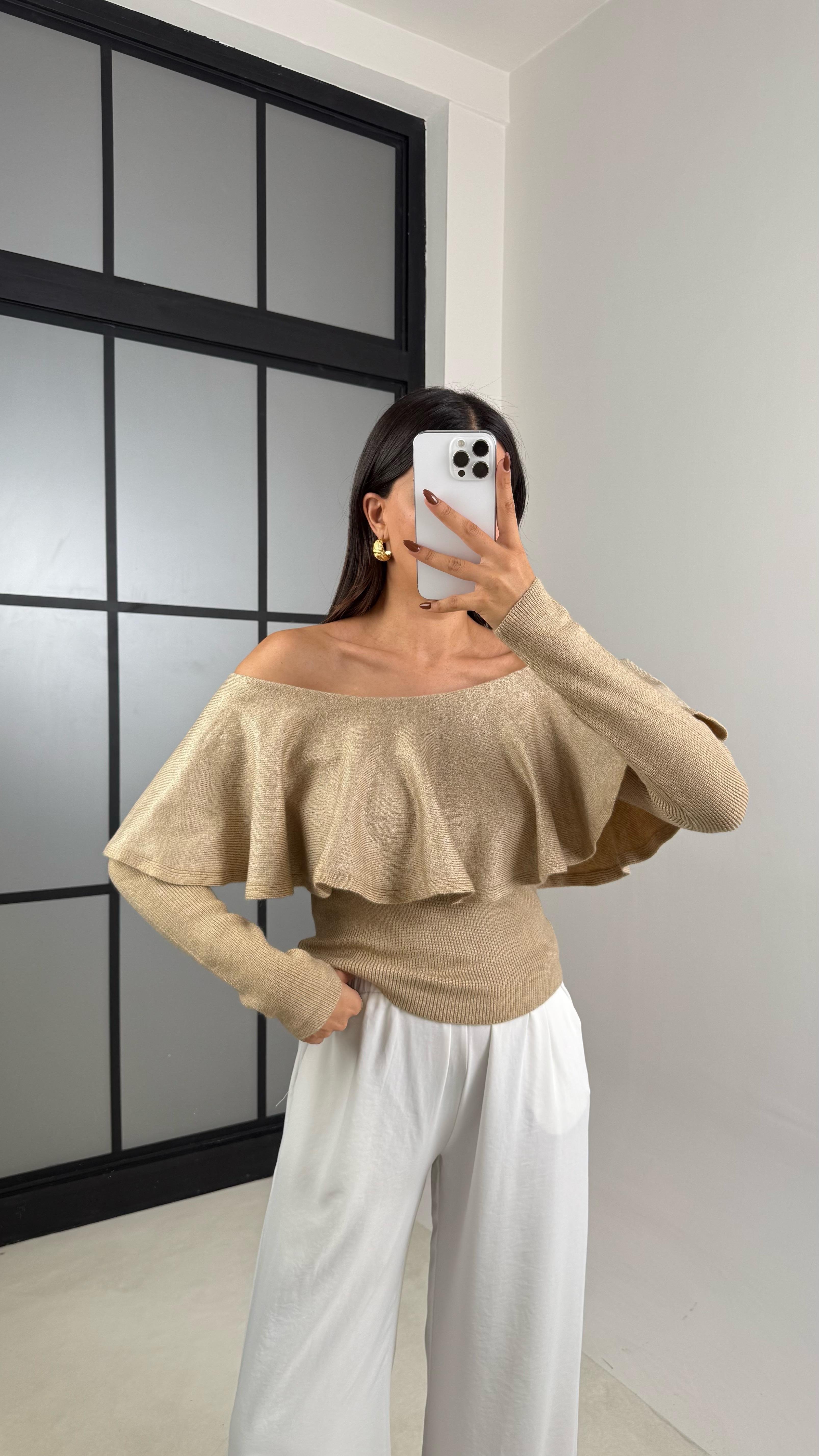 Bej Madonna Yaka Triko Kazak GAUS-00159GAUS الكنزات GAUS-00159