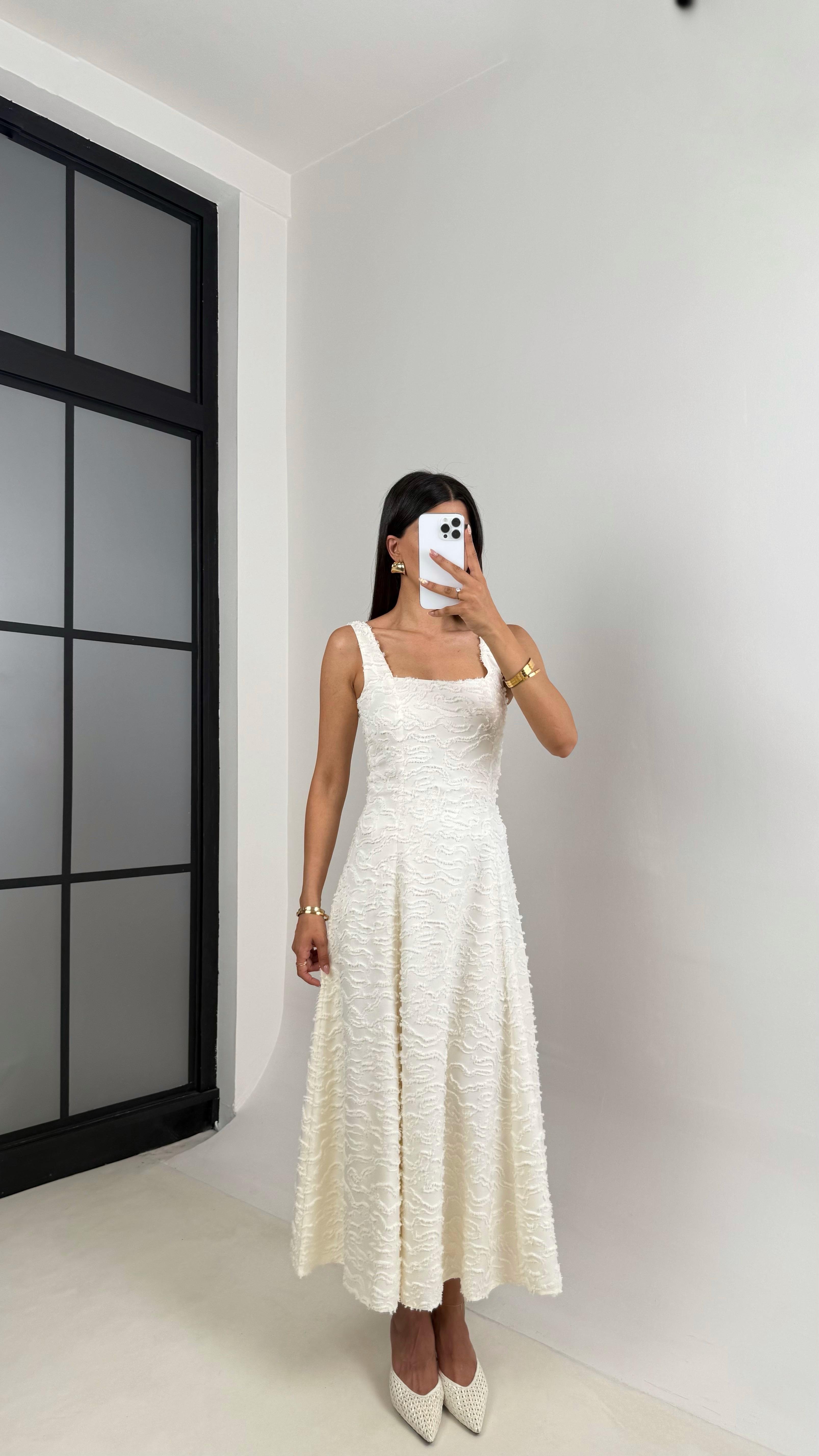 Krem Kalın Askılı Saçaklı Kumaş Elbise Gaus00671GausELBİSEGU1002549