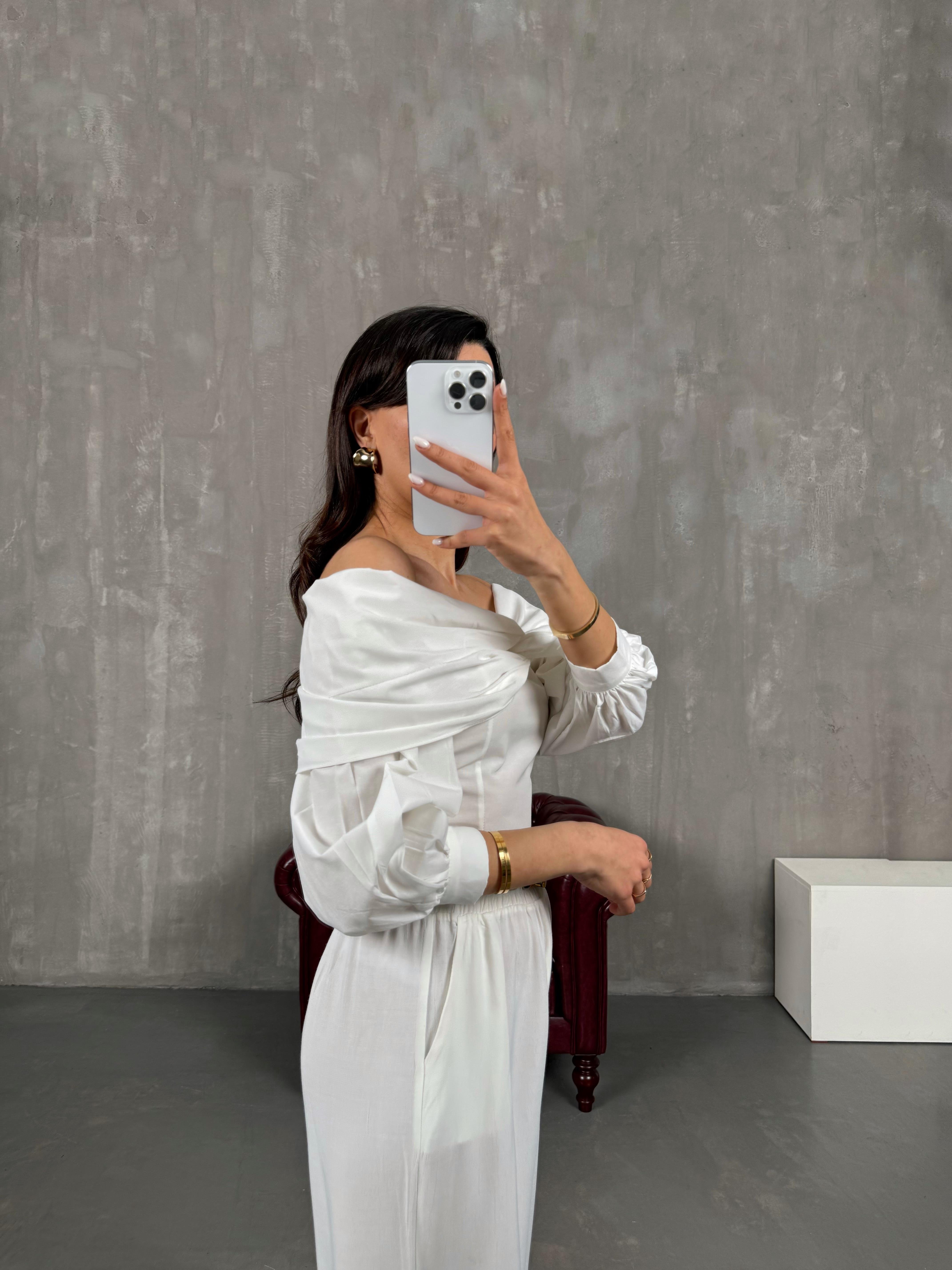 Beyaz Madonna Yaka Crop Gömlek Gaus00053GausGÖMLEKGU1001117