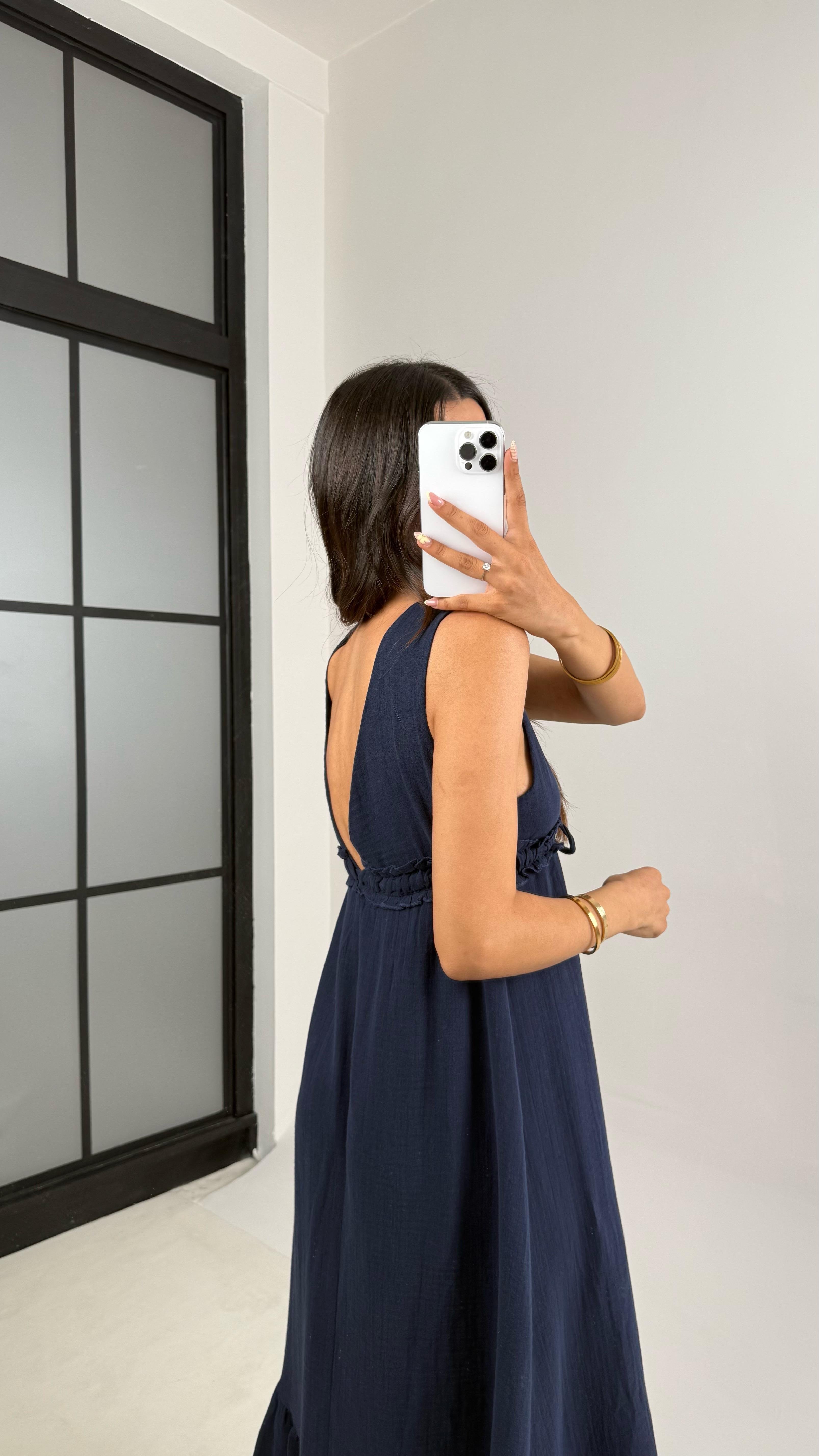 Siyah V Yaka Beli Ayarlanabilir Lastikli Astarlı Müslin Elbise Gaus00680 GausELBİSEGU1002569