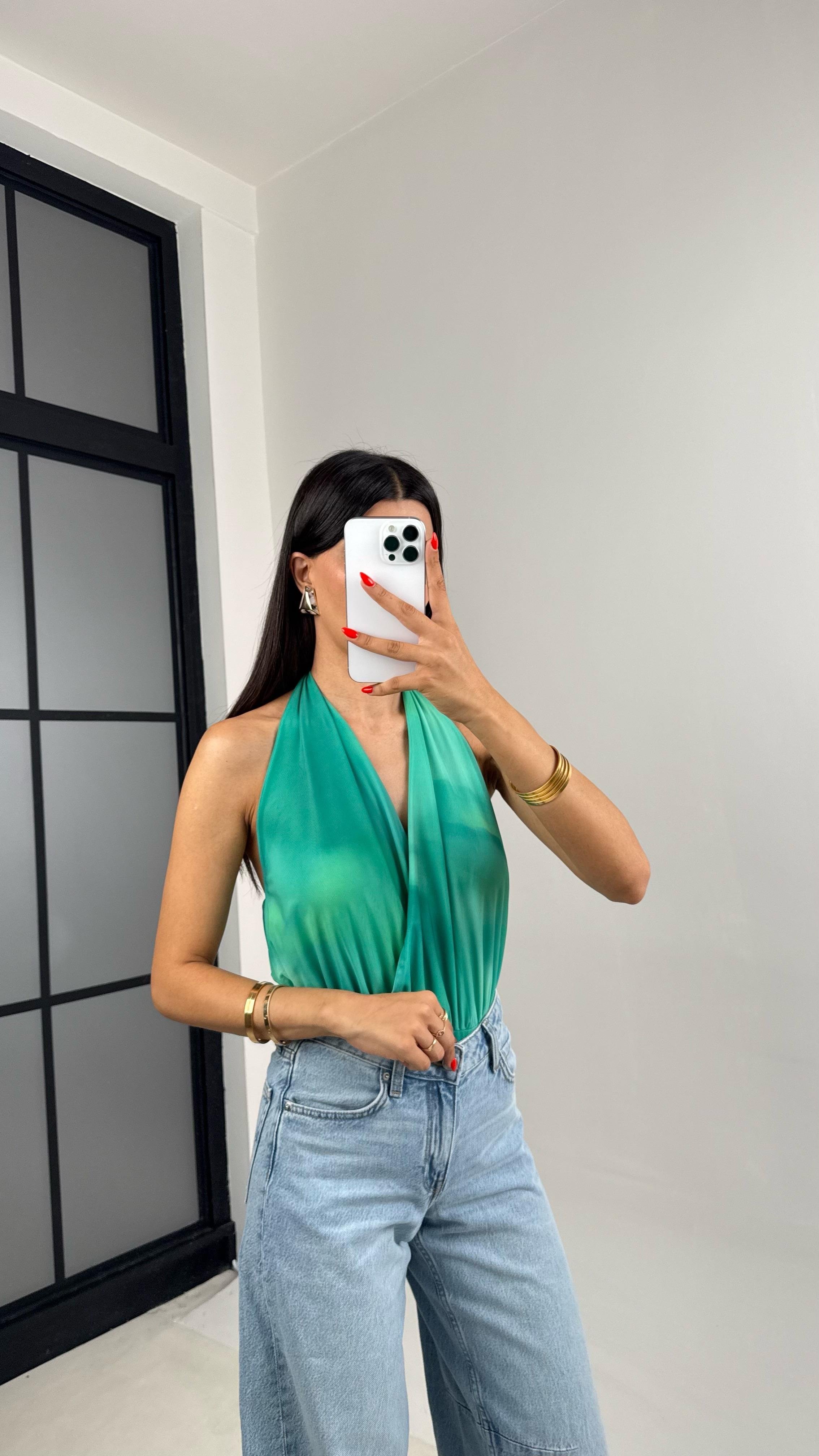 Yeşil Çapraz Askılı Dekolteli Premium Bodysuit GAUS-0022GAUSBODYSUİTGAUS-0022