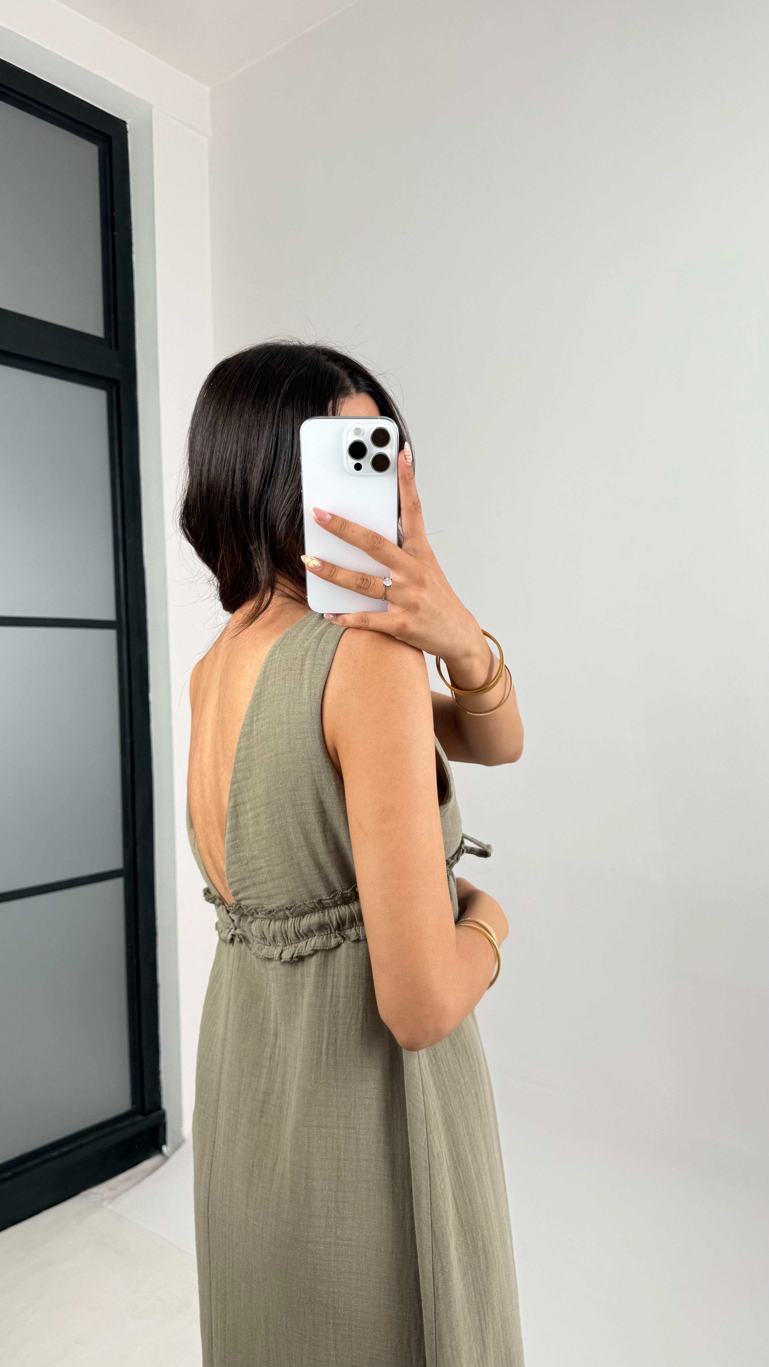 Haki V Yaka Beli Ayarlanabilir Lastikli Astarlı Müslin Elbise Gaus00680GausELBİSEGU1002574