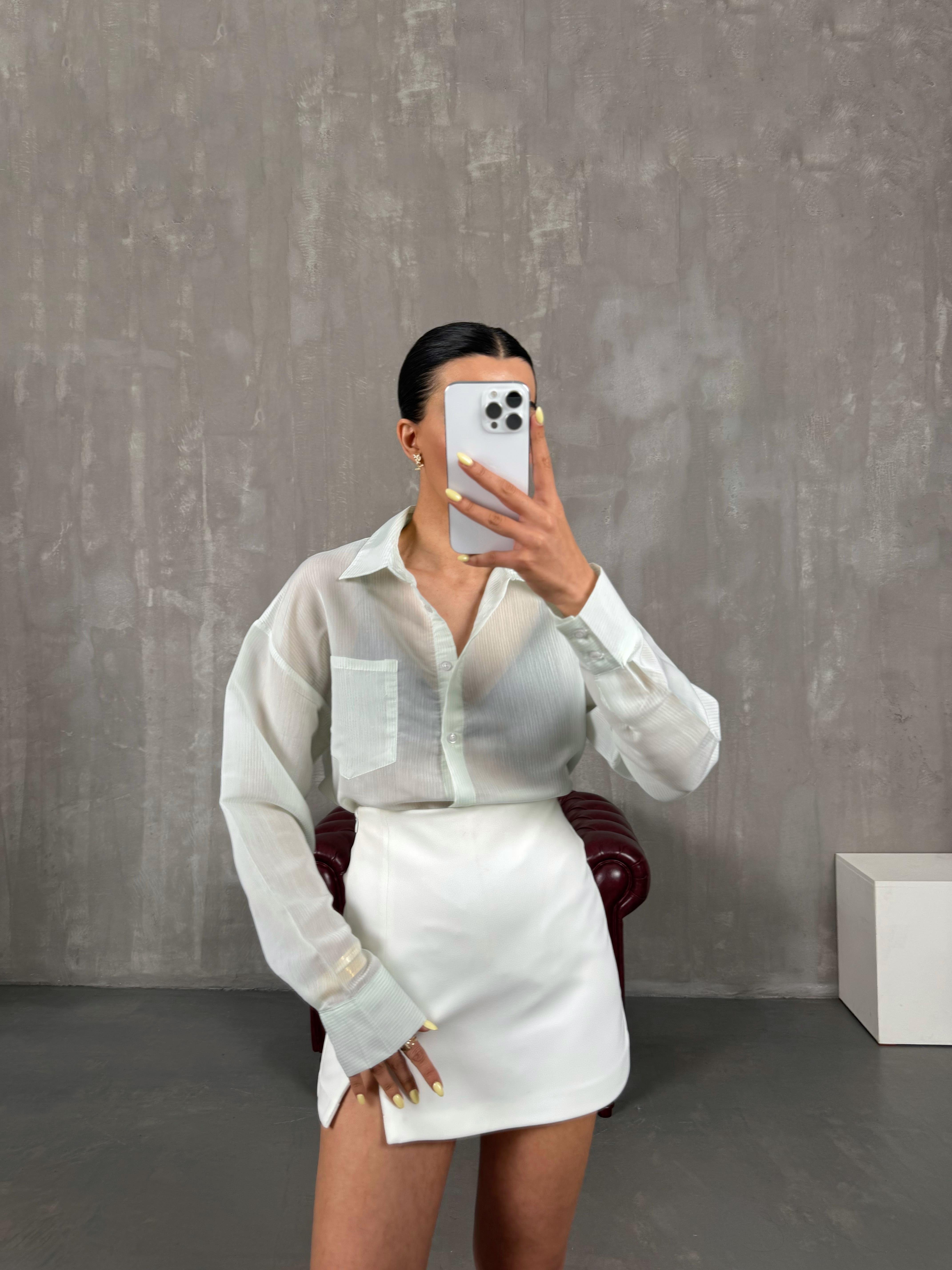 Yeşil Çizgili Hafif Transparan Muadil Gömlek Gaus00153GausGÖMLEKGU1001355