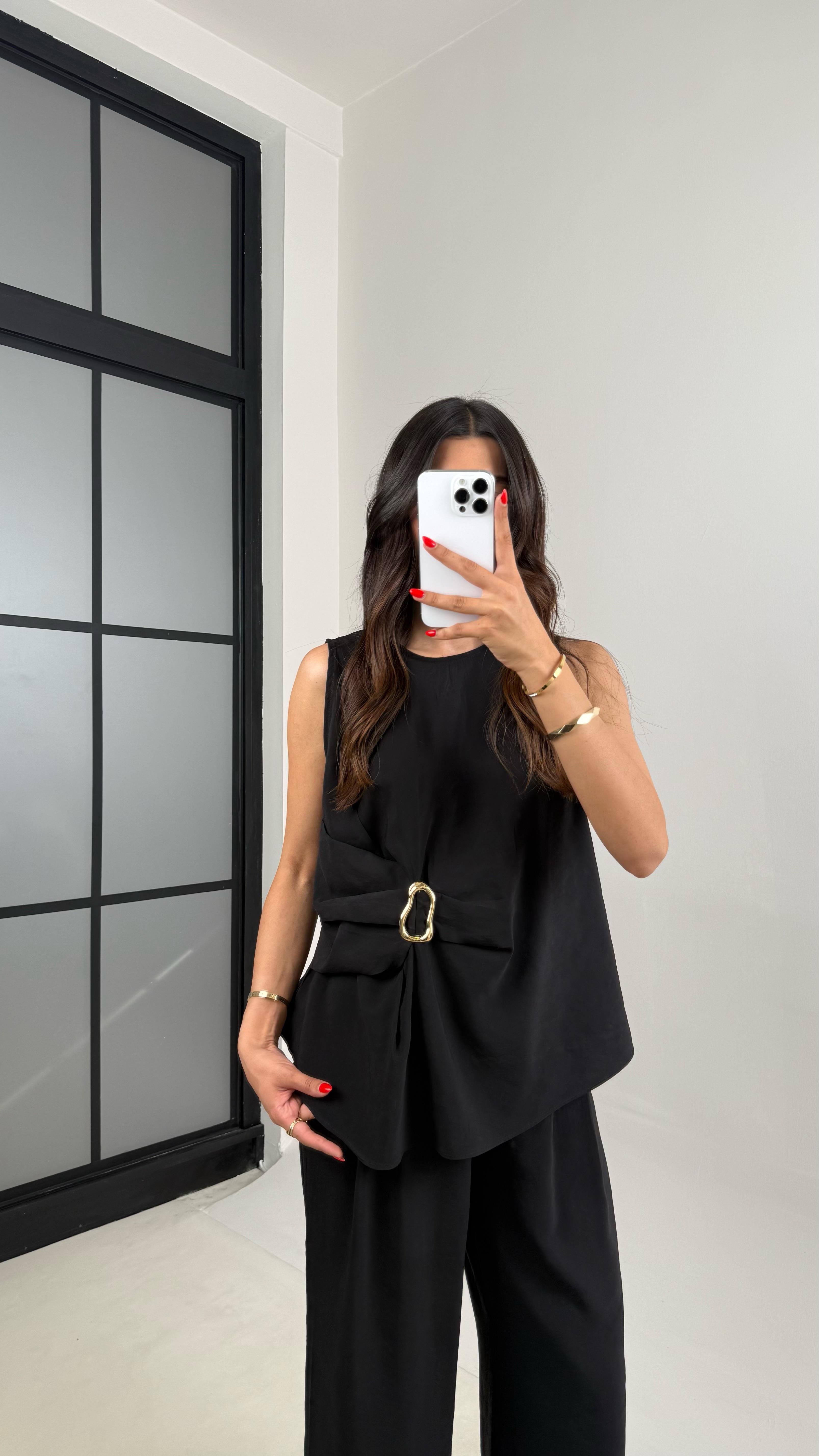 Siyah Gold Detaylı Bluz Balon Pantolon İkili Tencel Takım Gaus00510GausTAKIMGU1002197