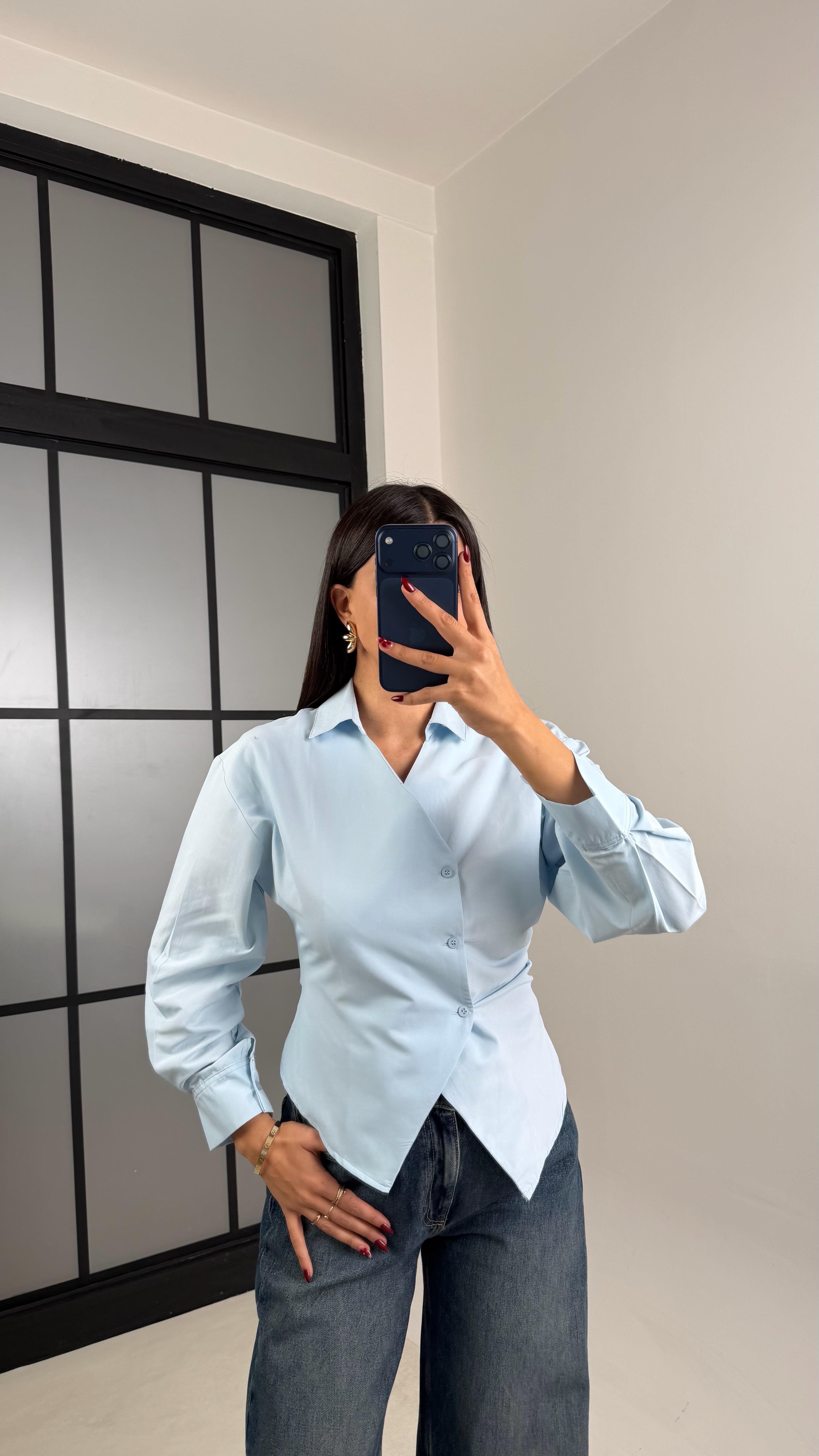 Mavi Asimetrik Kesim Poplin Gömlek GAUS-00623GAUS القمصان GAUS-00623