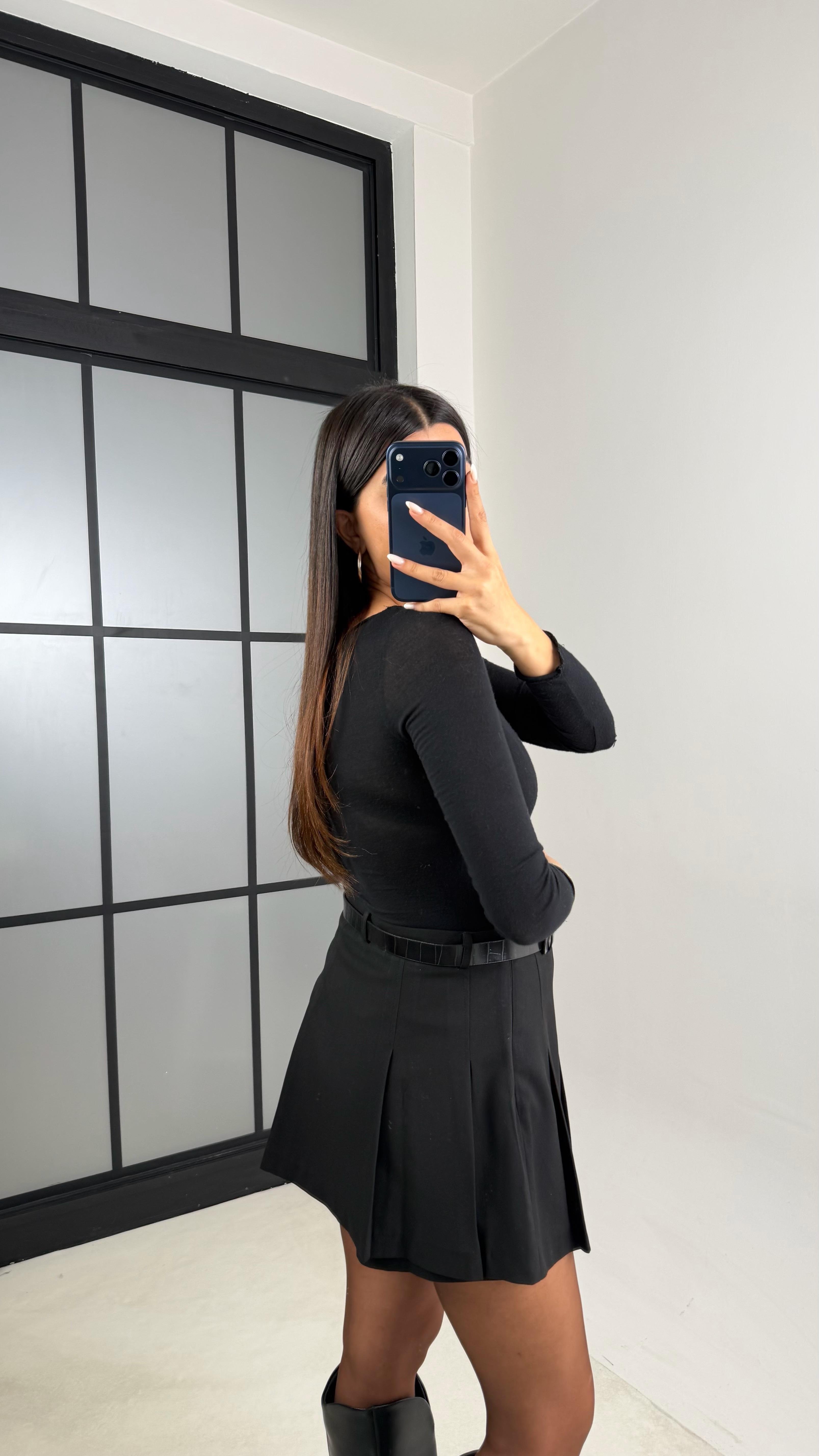 Siyah Pileli Şort Etek GAUS-00567GAUSETEKGAUS-00567