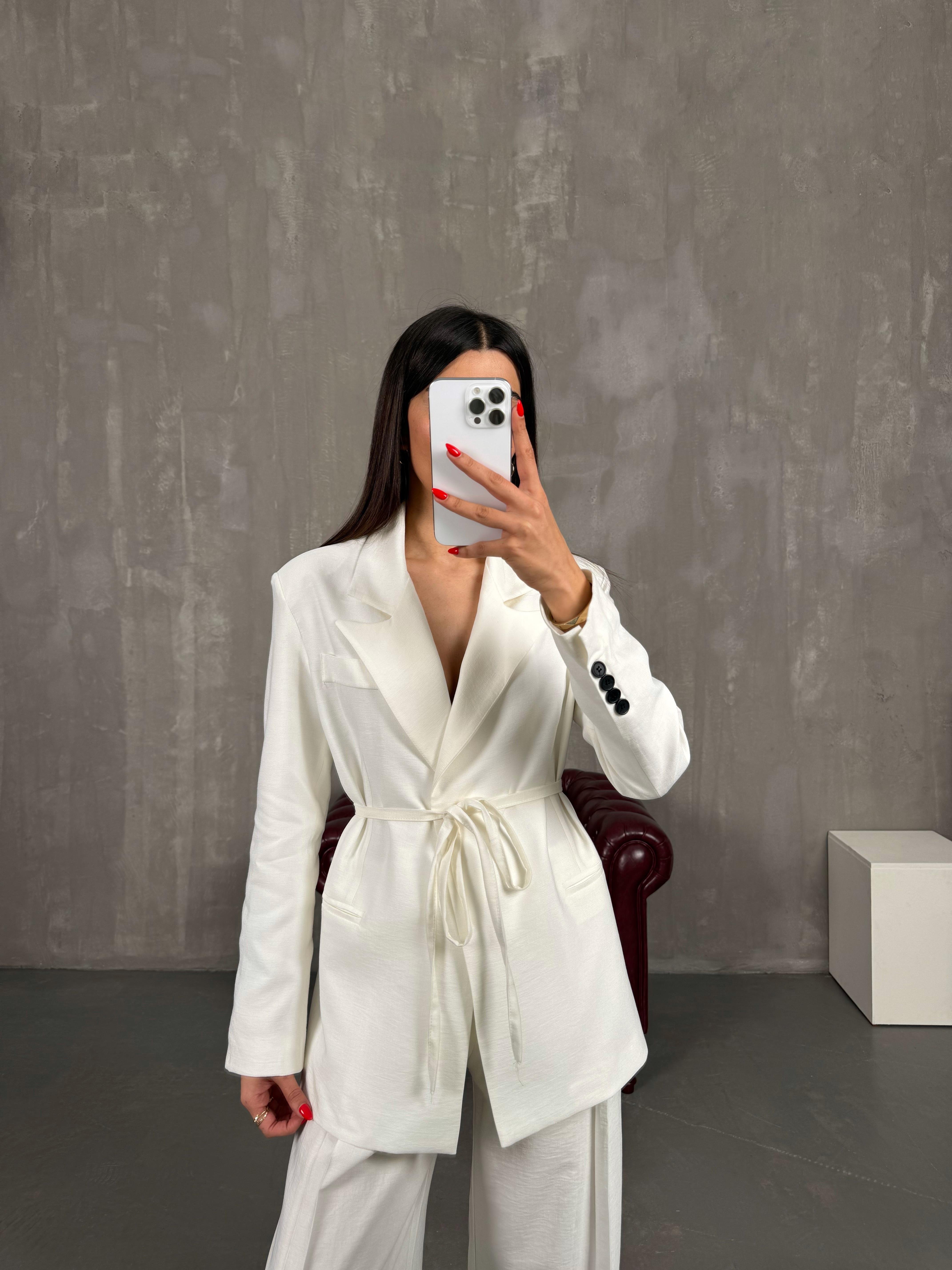 Krem Kuşak Bağlamalı Astarlı Takım Gaus00192GausTAKIMGU1001449