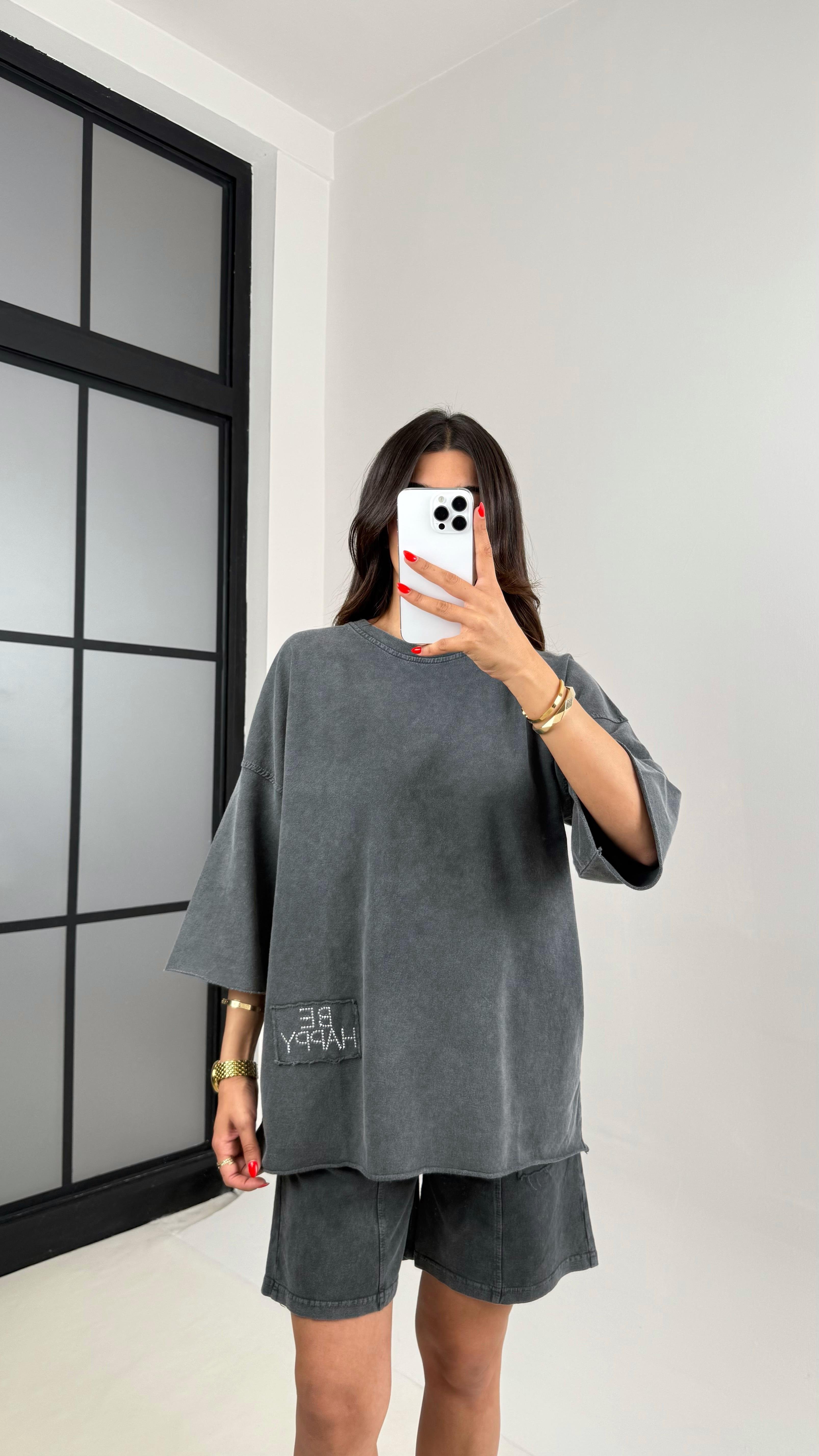 Antrasit Eskitme Desenli Taş Yazılı Şortlu Takım Gaus00482GausTAKIMGU1002129