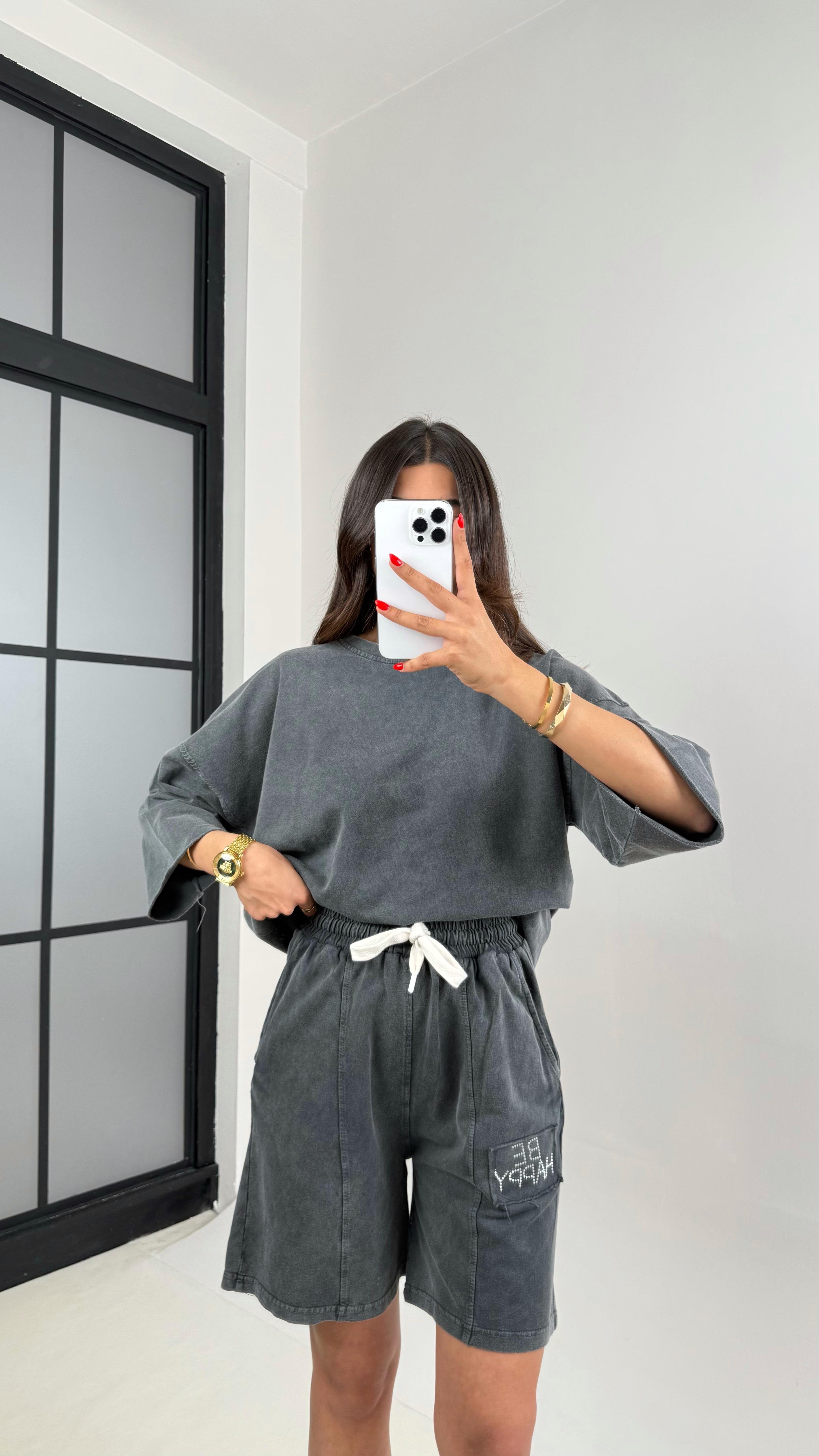 Antrasit Eskitme Desenli Taş Yazılı Şortlu Takım Gaus00482GausTAKIMGU1002129