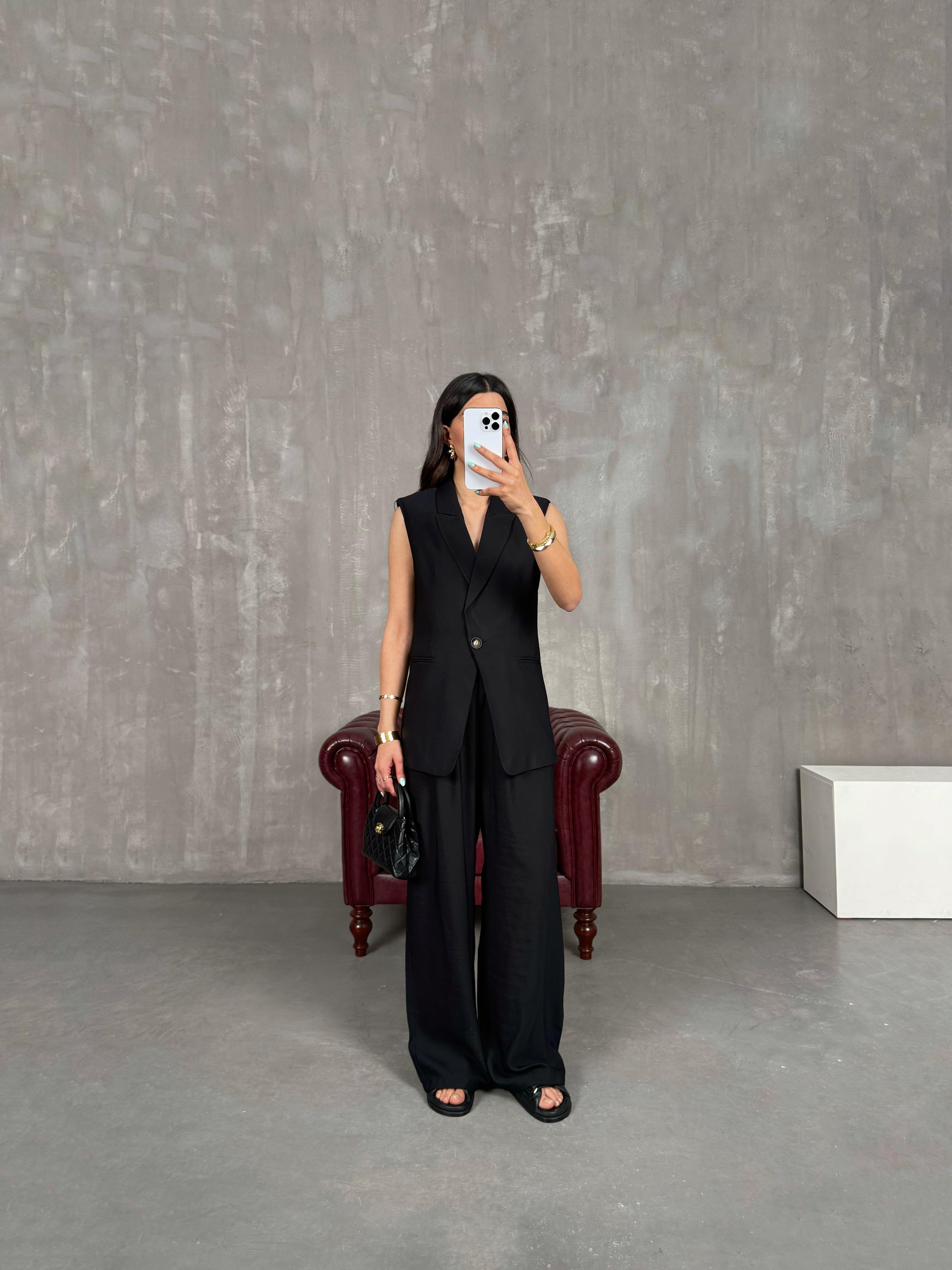 Siyah Astarlı Yelekli Tensel Takım Gaus00233GausTAKIMGU1001536