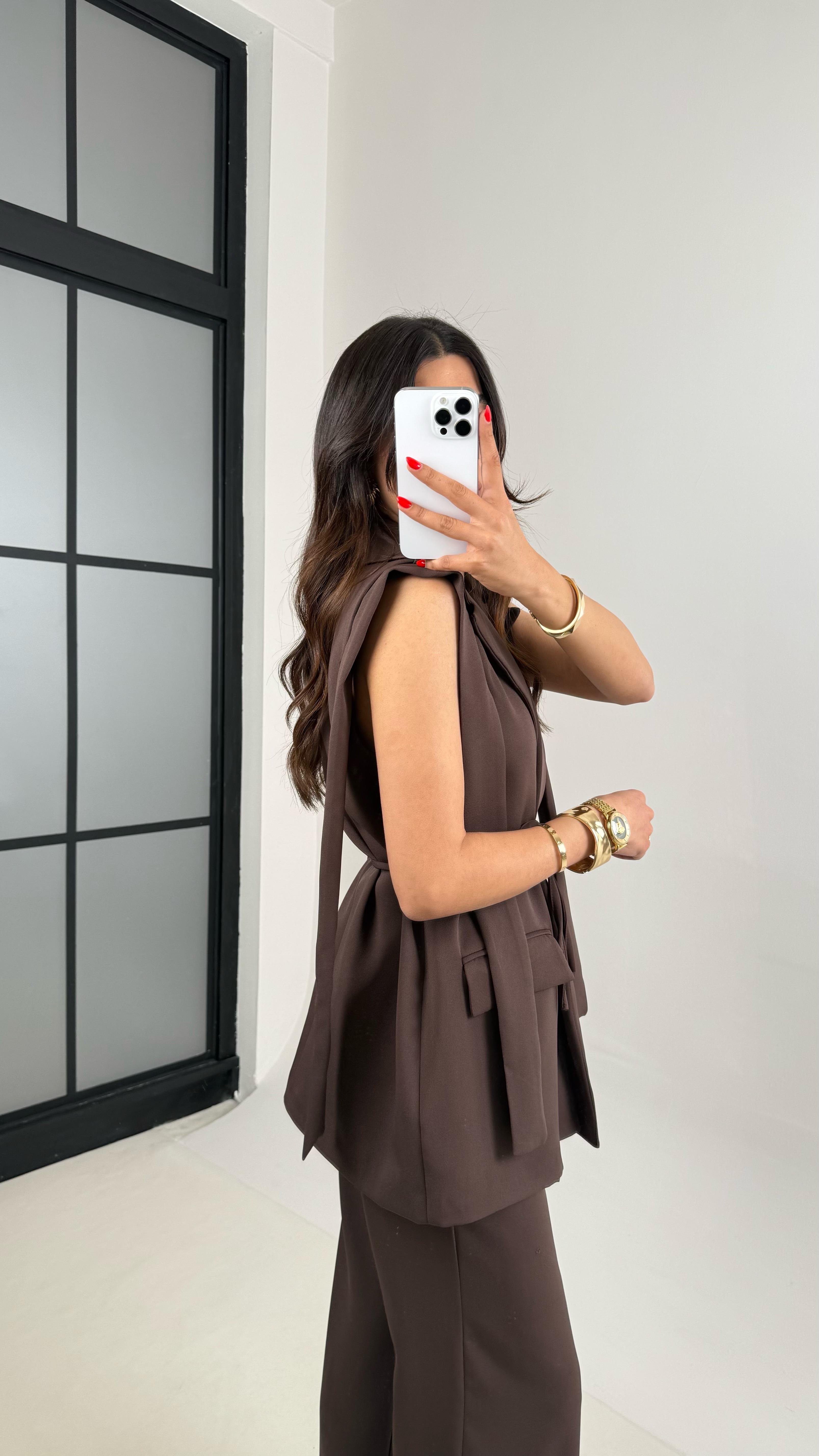 Acı Kahve Omuz Detaylı Kuşaklı Astarlı Yelek Cepli Pantolon Kumaş Takım Gaus00476GausTAKIMGU1002112