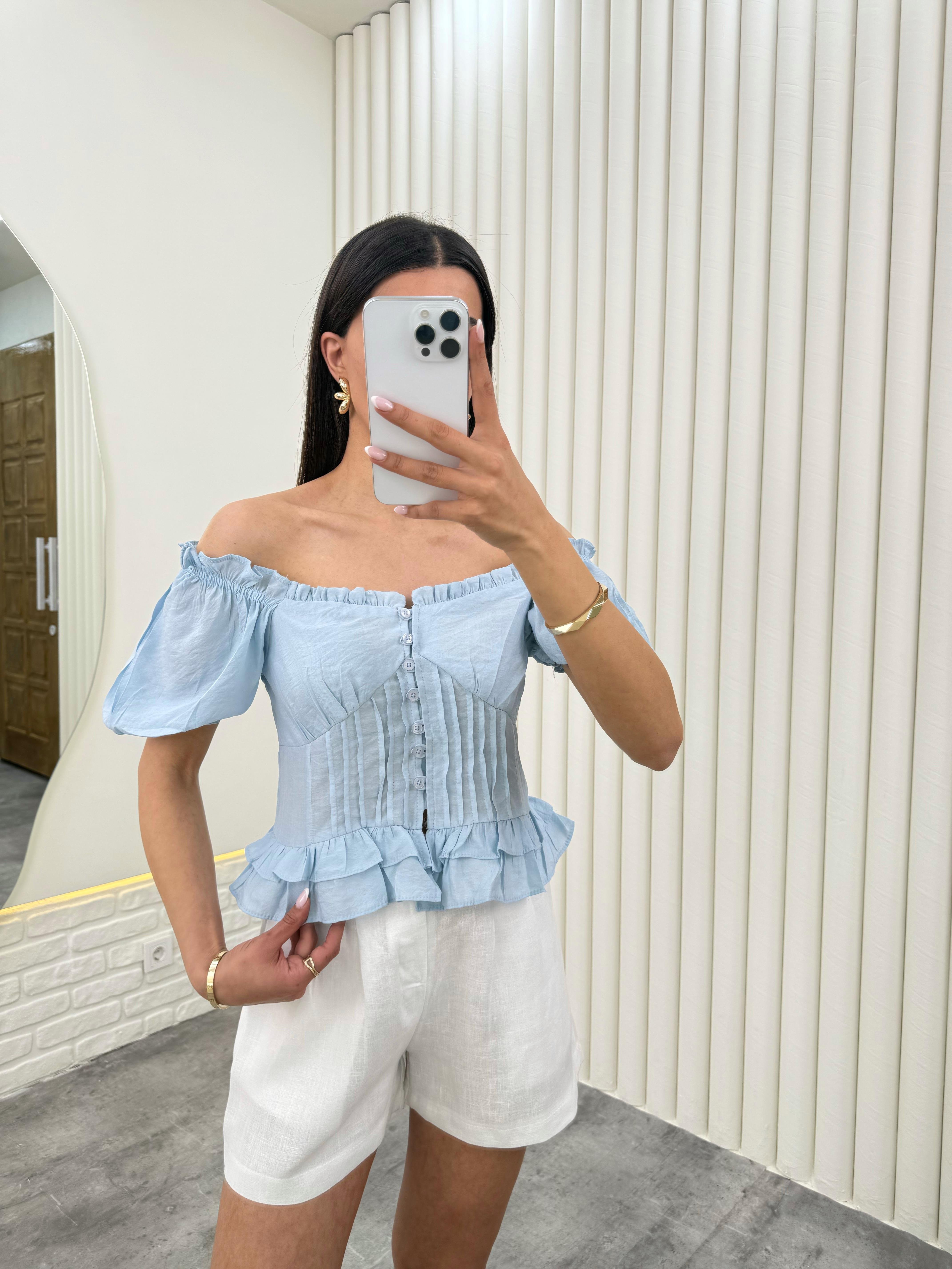 Mavi Balon Kol Önü Düğmeli Fırfırlı Tensel Crop Bluz Gaus00279GausBlouseGU1001647