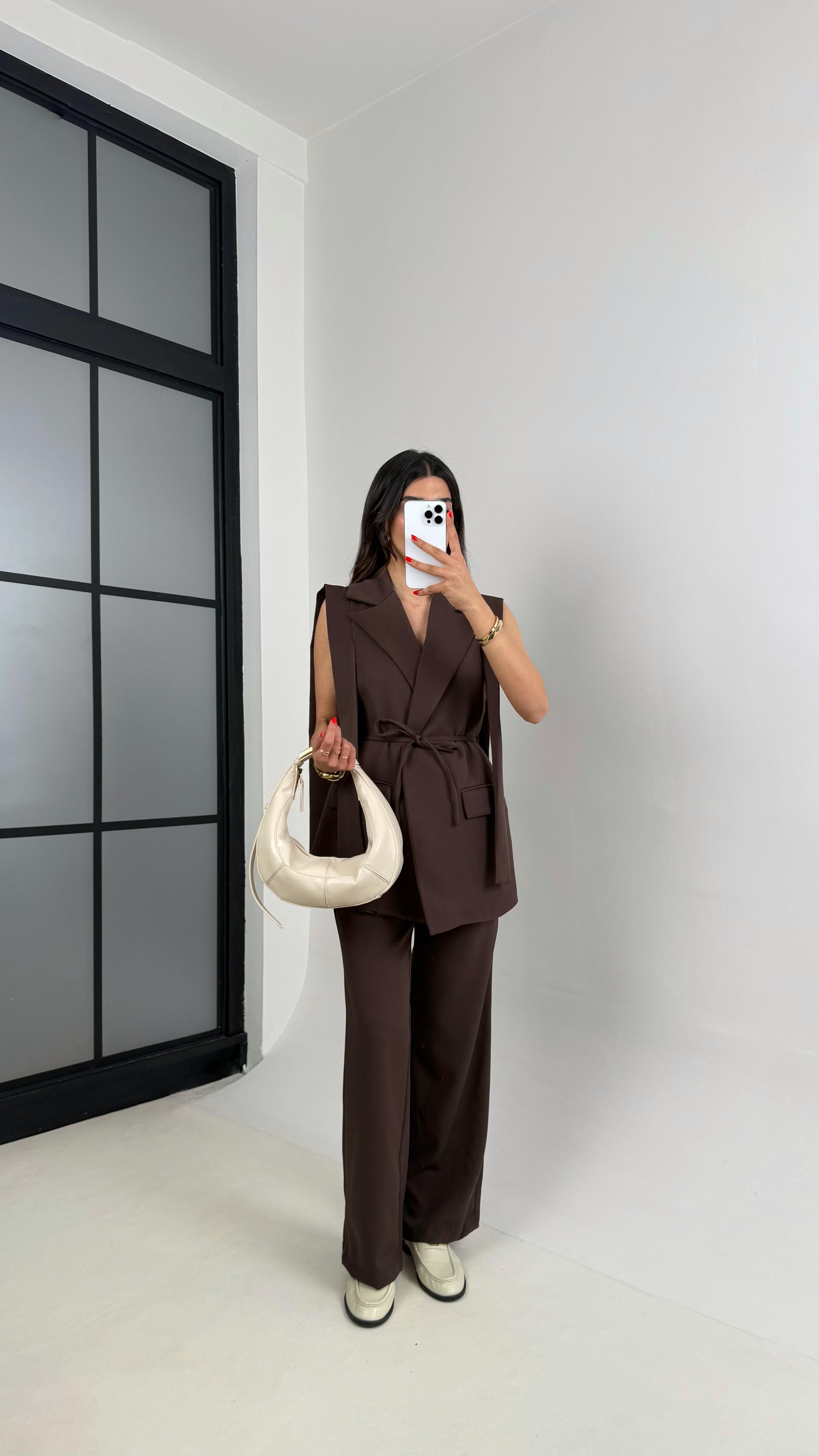 Acı Kahve Omuz Detaylı Kuşaklı Astarlı Yelek Cepli Pantolon Kumaş Takım Gaus00476GausTAKIMGU1002112