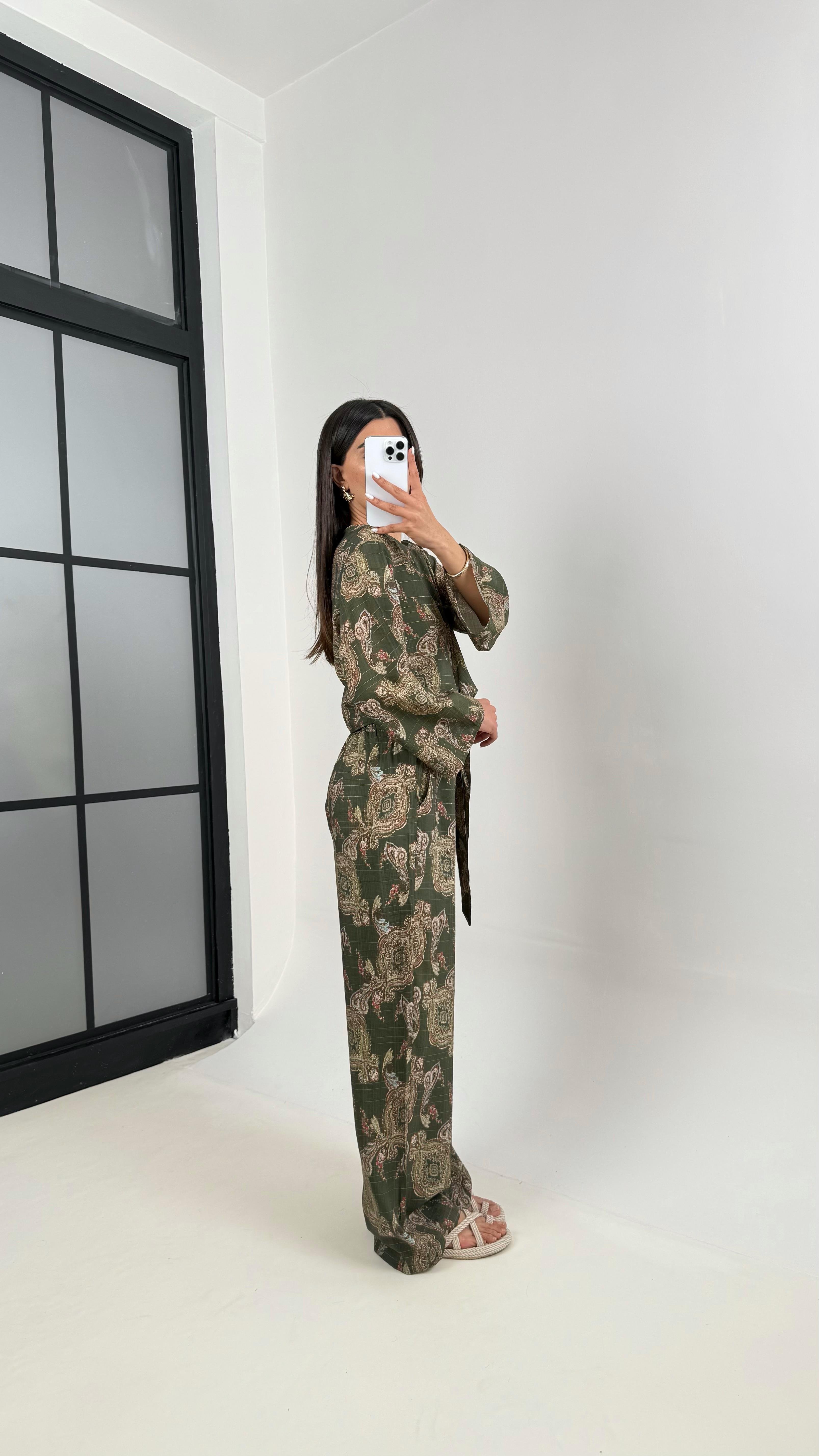 Haki V Yaka Önü Düğmeli Üst Beli Lastikli Pantolon Etnik Desen Takım Gaus00362GausTAKIMGU1001839