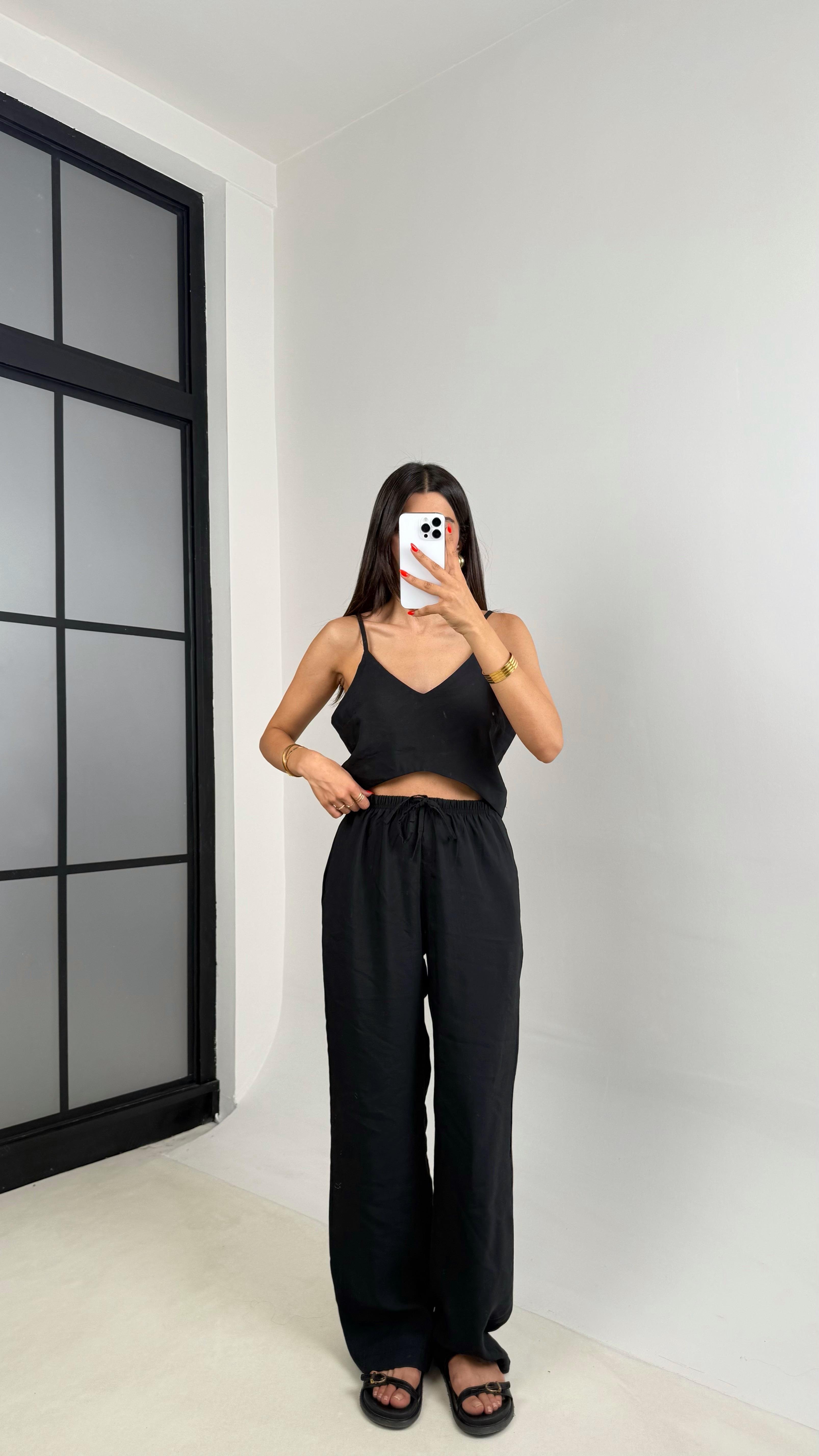 Siyah Ayarlanabilir Askılı Bluz Beli Lastikli Pantolon Tencel Takım GAUS-0015GAUSTAKIMGAUS-0015