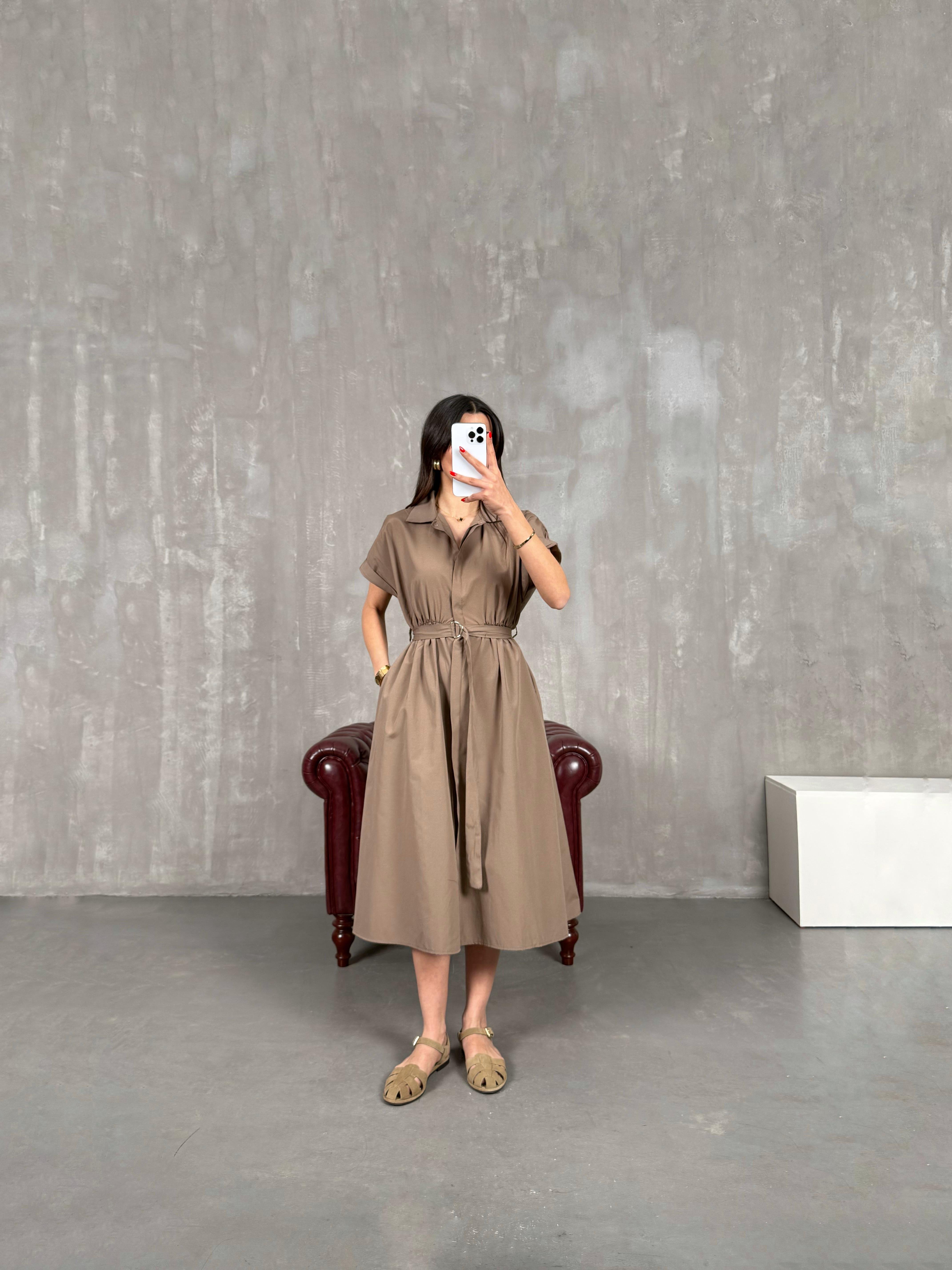 Cappuccino Ön Düğmeli Kuşaklı Beli Lastikli Gömlek Yaka Elbise Gaus00178GausDressesGU1001416