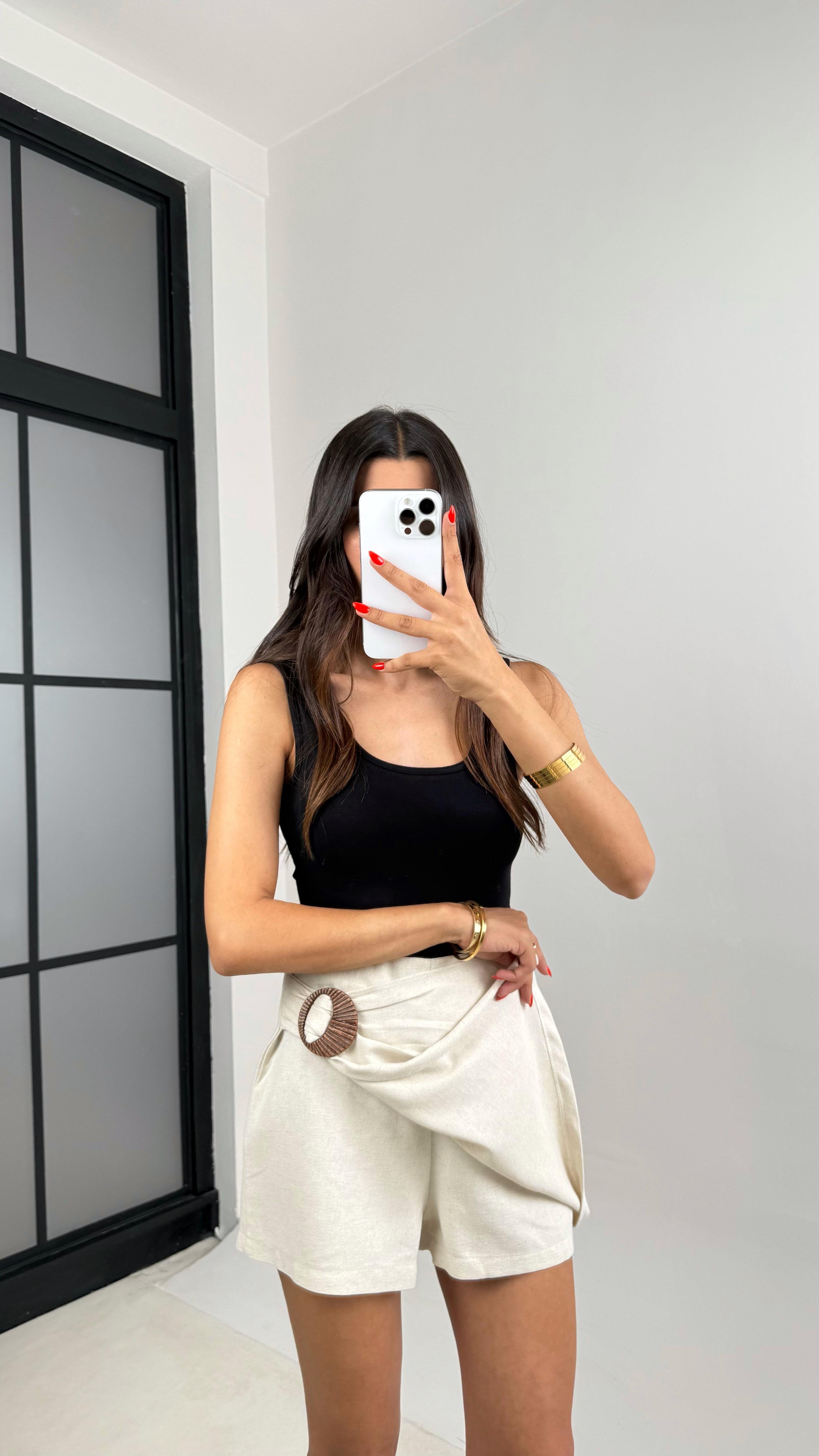 Taş Toka Detaylı Keten Şort Etek GAUS-0010GAUSETEKGAUS-0010