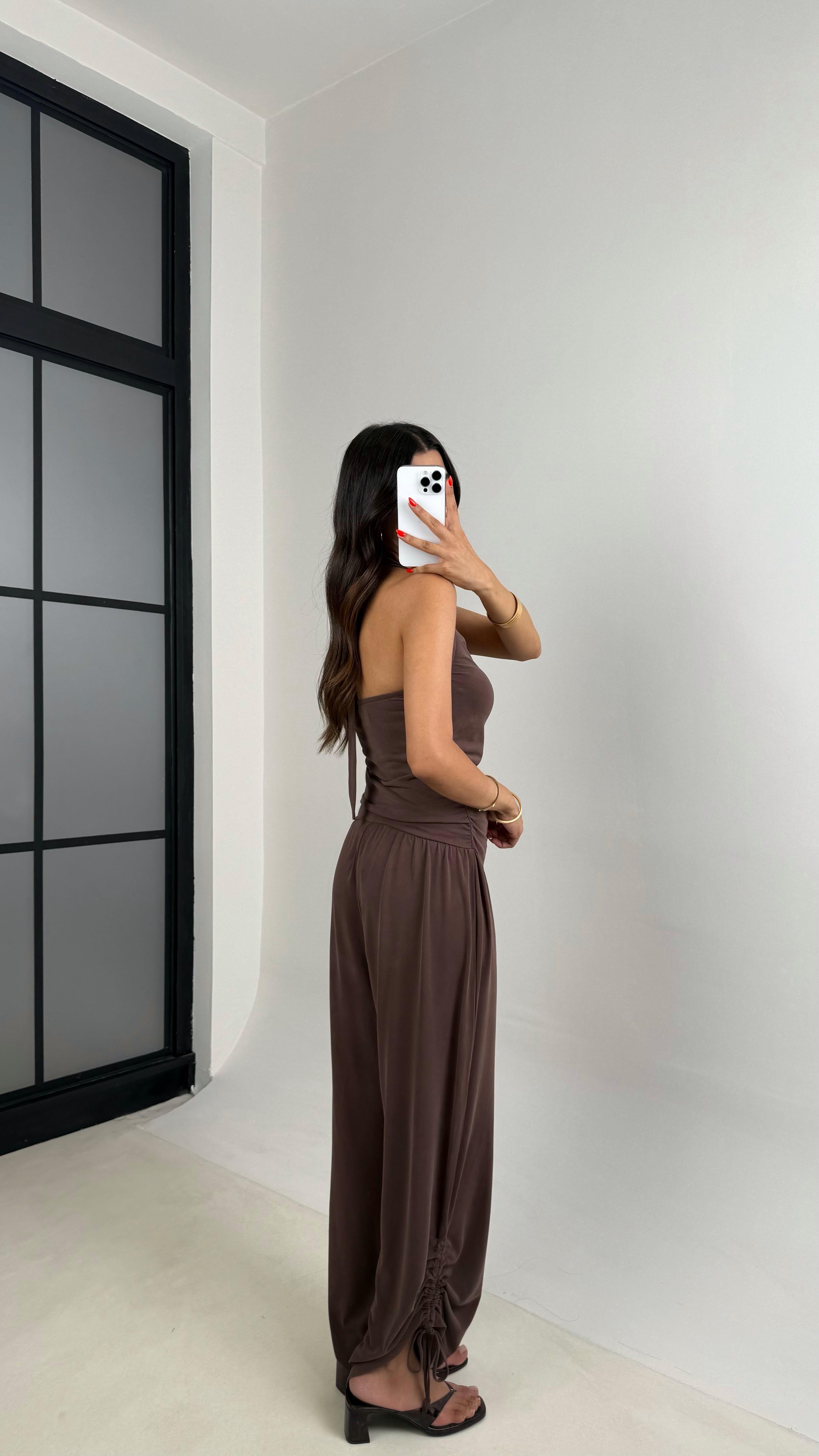 Kahve Boyundan Bağlamalı Paça Detaylı Muadil Modal Tulum GAUS-005GAUS الأوفرول GAUS-005